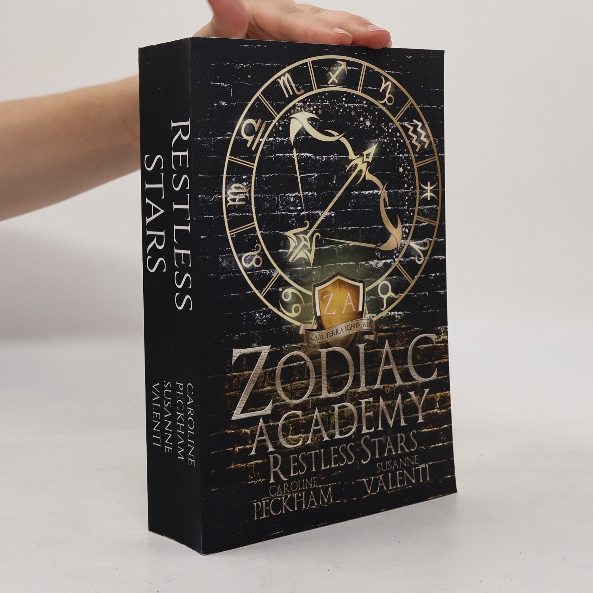 Caroline Peckham Zodiac Academy. Restless Stars