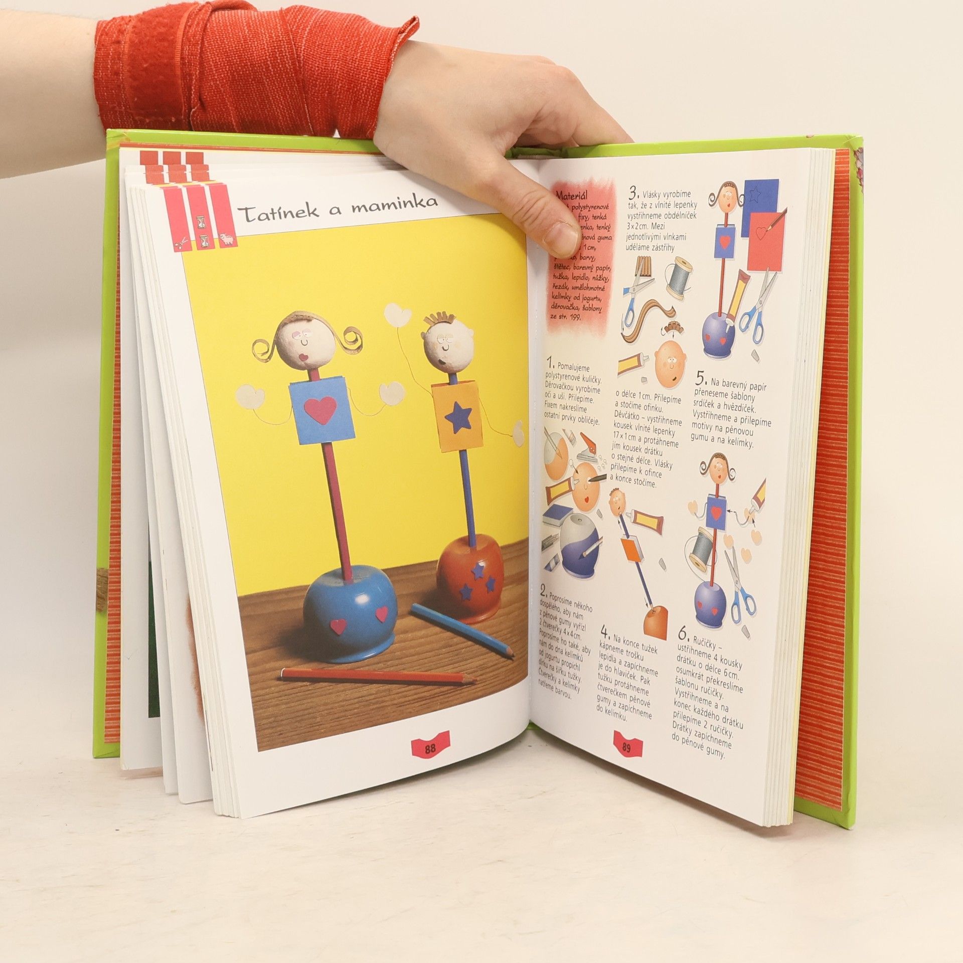Various authors Největší kniha nápadů na celý rok: Pro děti od 6 let do 10