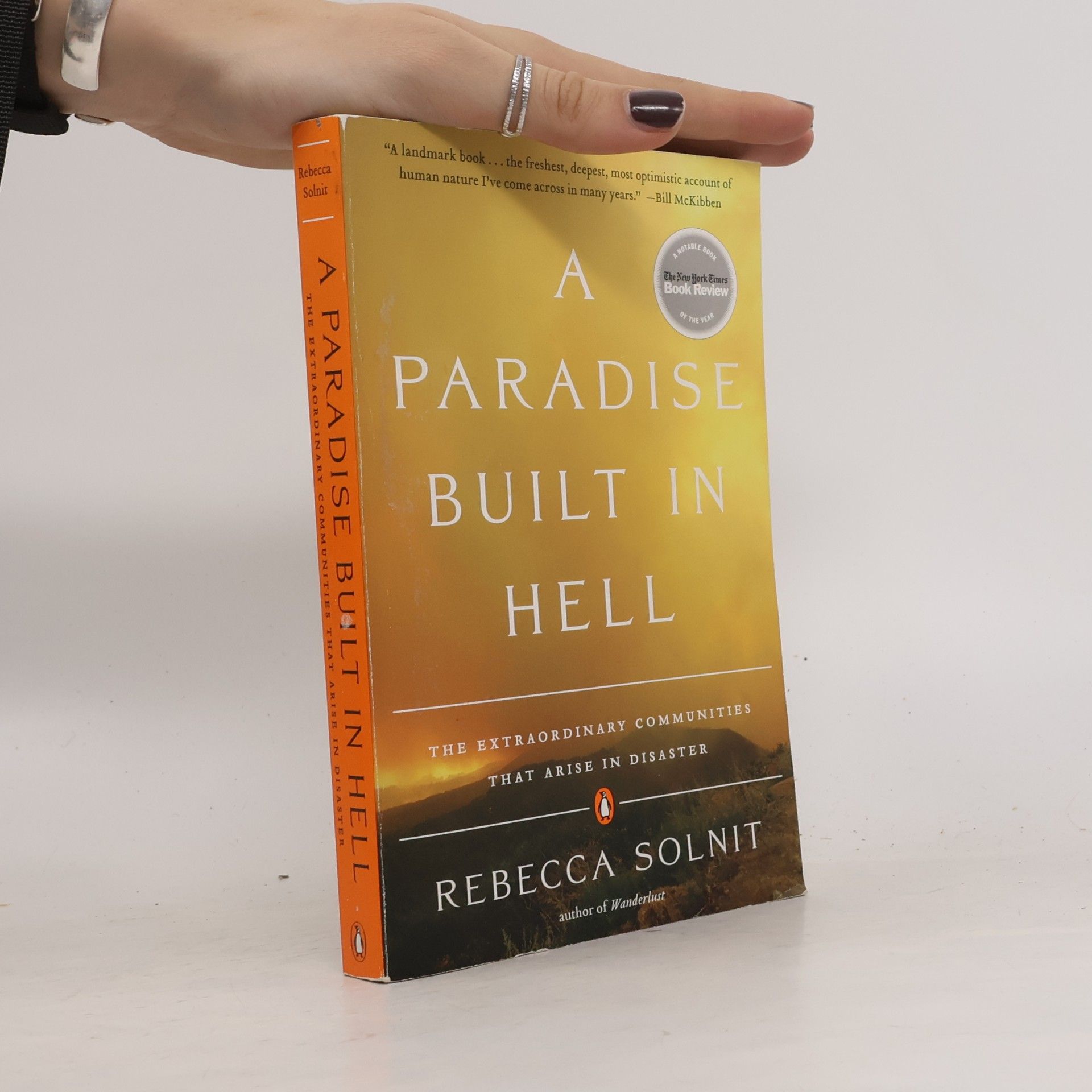 Rebecca Solnit A Paradise Built in Hell