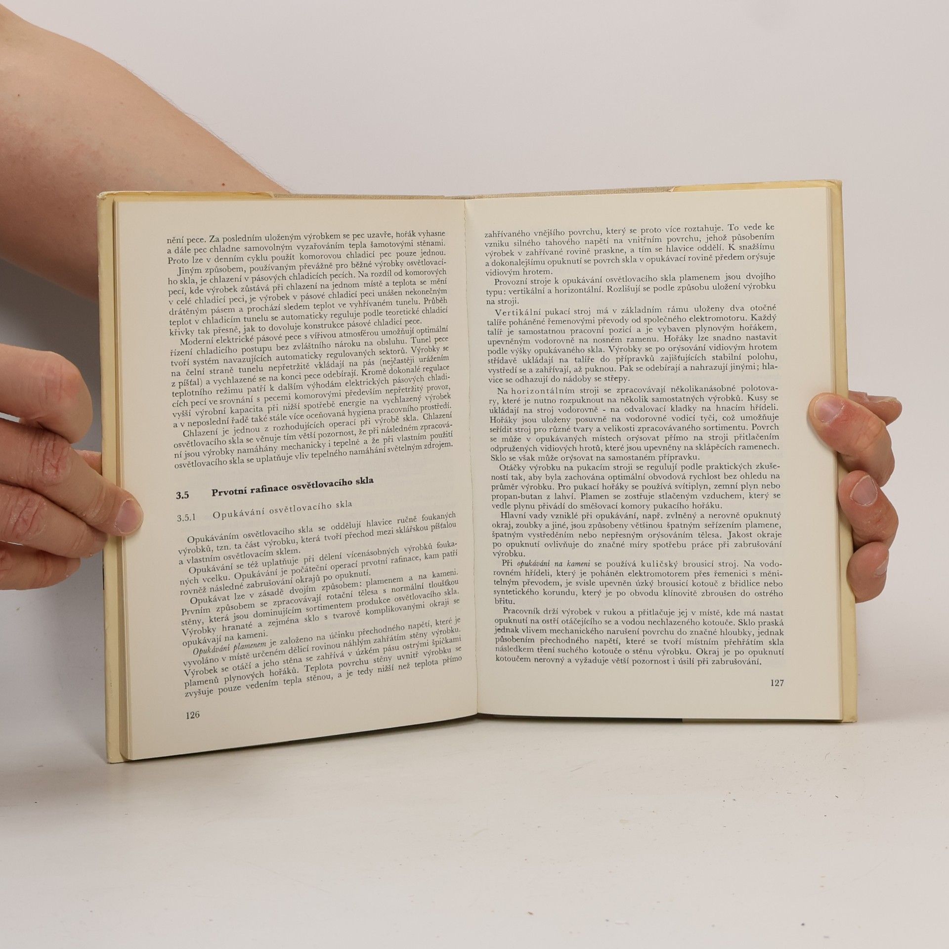 Autorenkollektiv Osvětlovací sklo a svítidla v interiéru