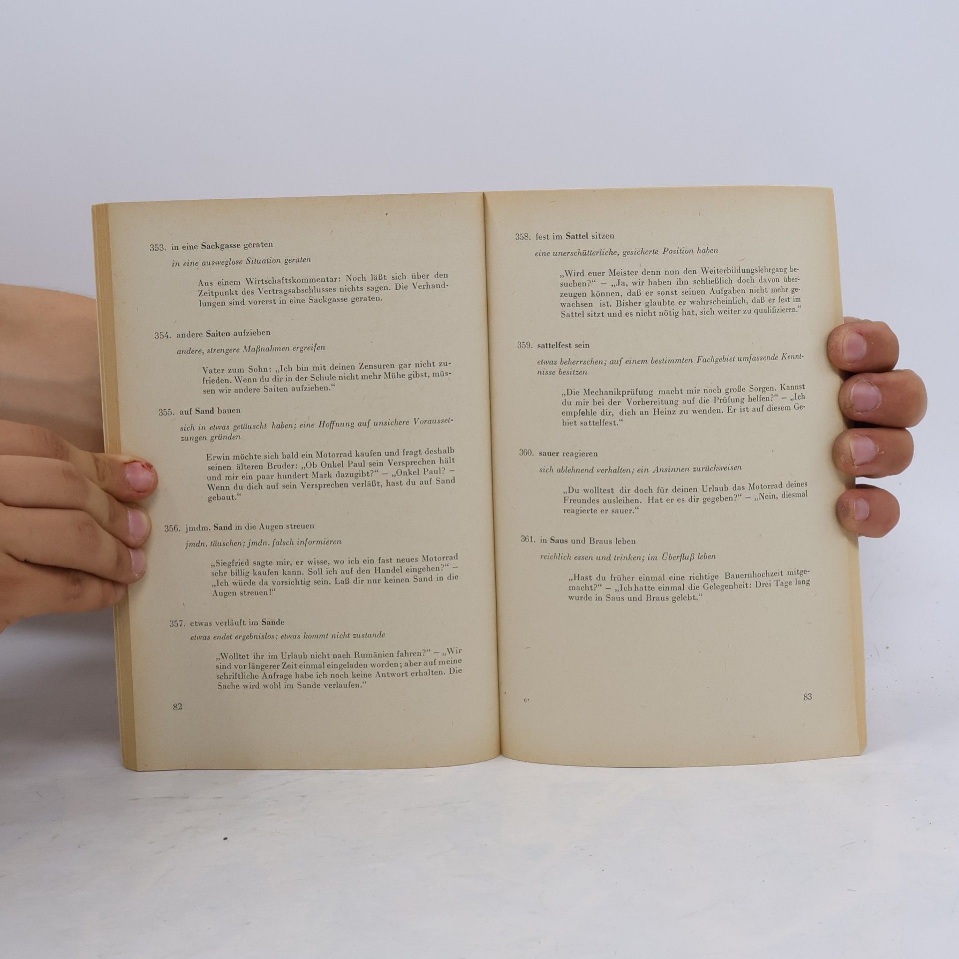 Various authors Deutsche idiomatische Wendungen für Ausländer