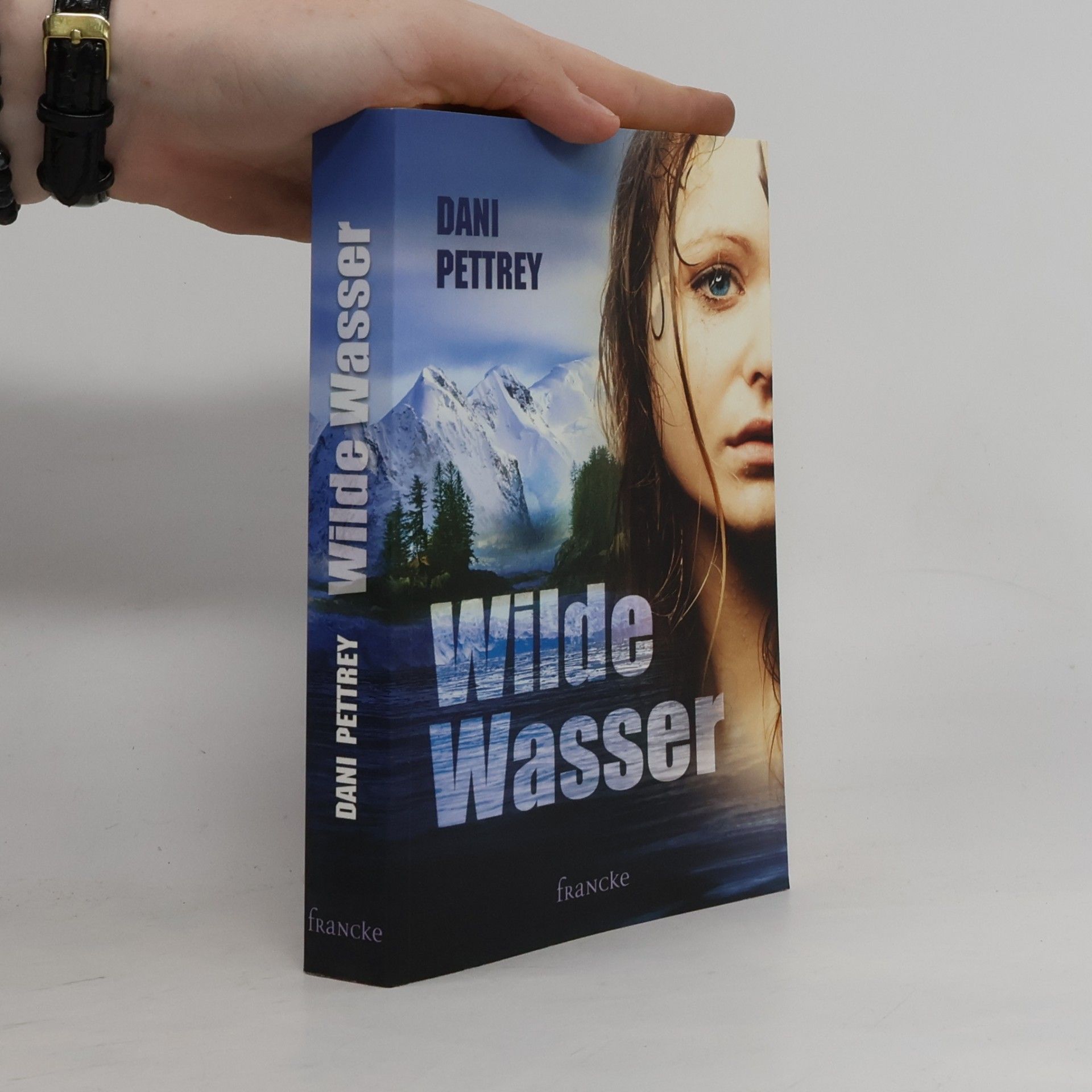 Dani Pettrey Wilde Wasser
