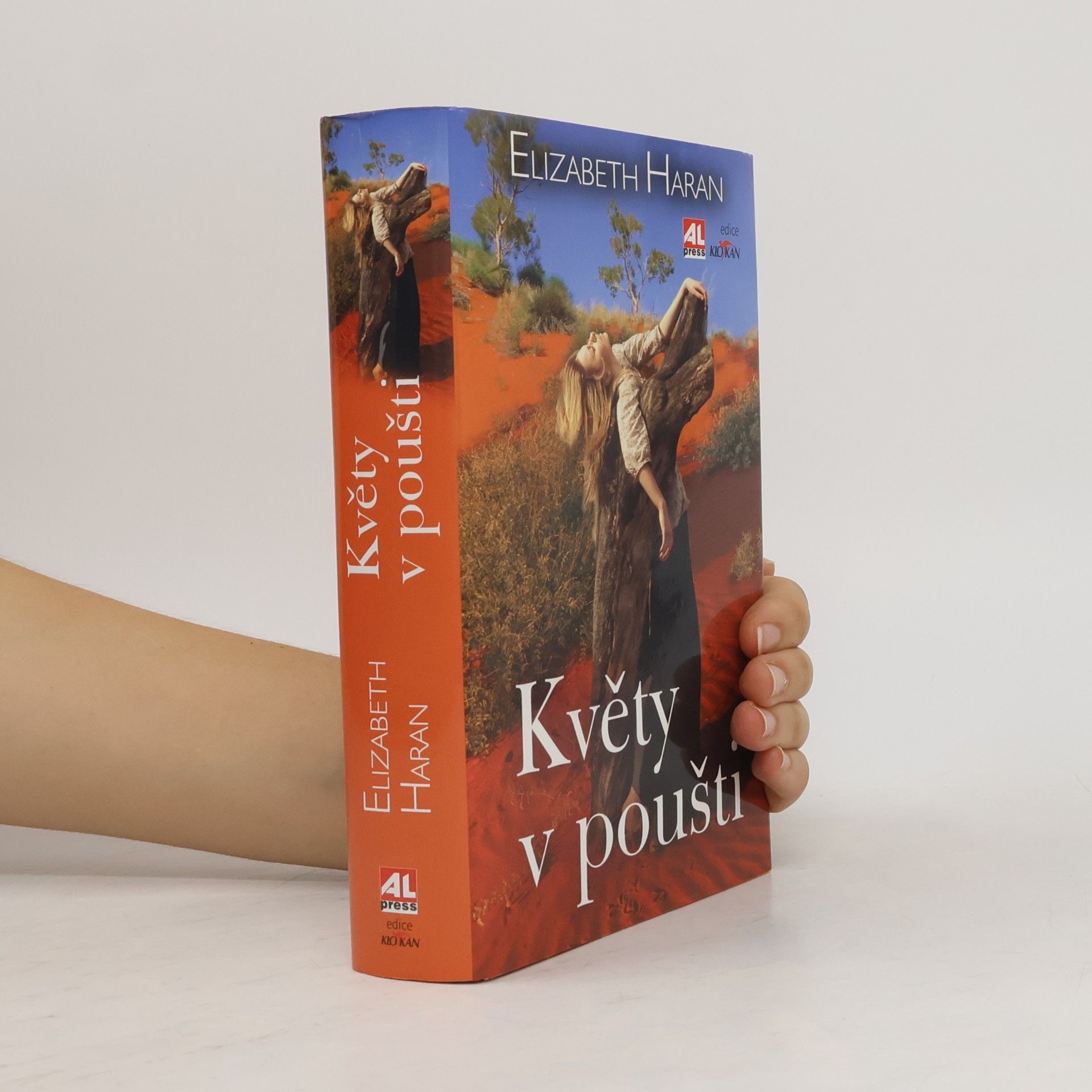 Elizabeth Haran Květy v poušti
