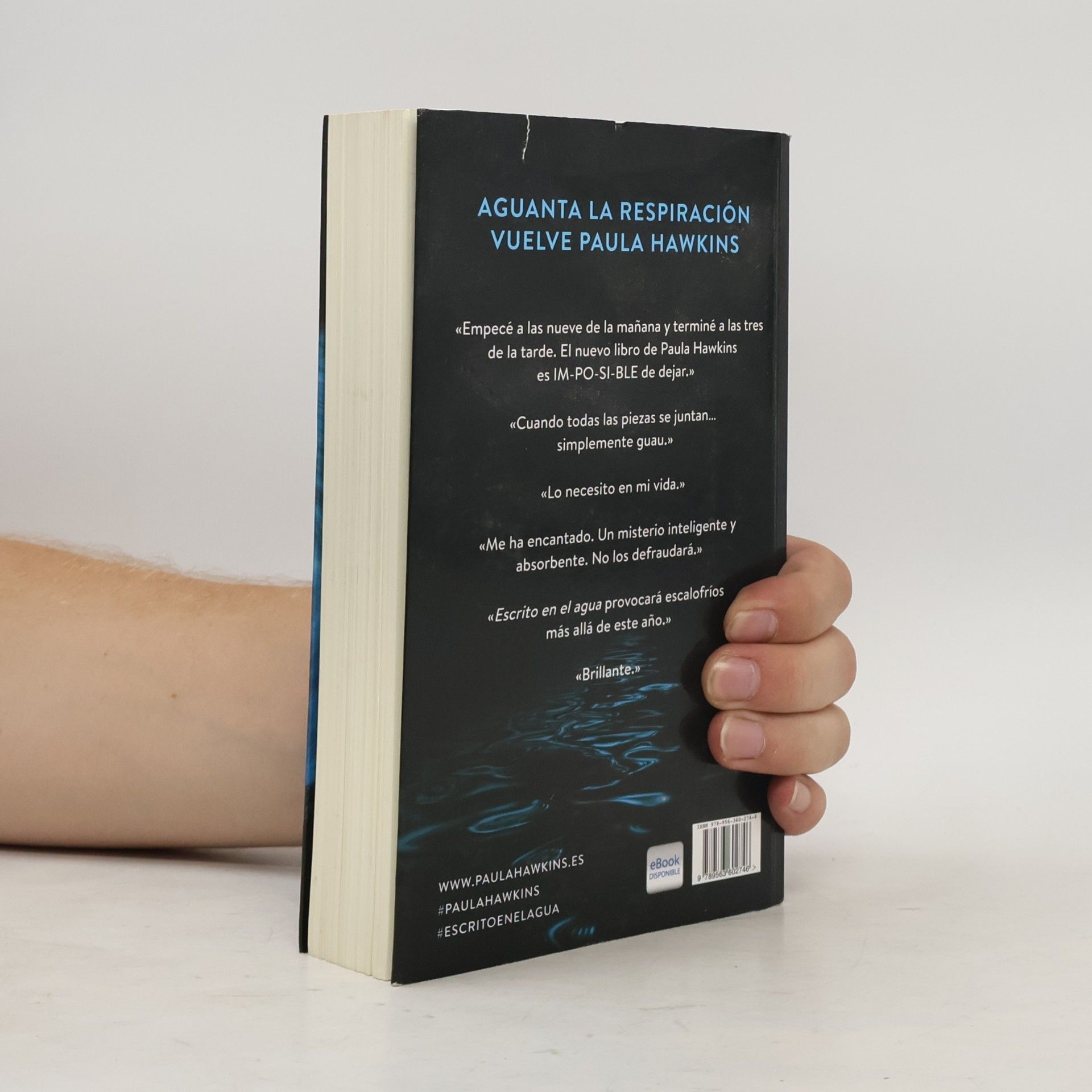 Paula Hawkins Escrito en el agua