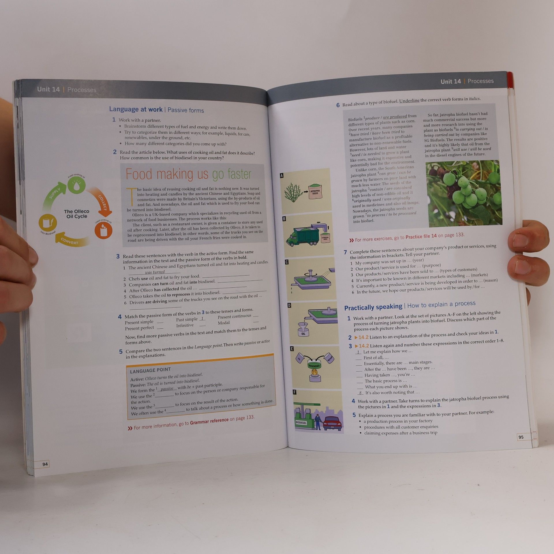 John Hughes Business result: Intermediate: Student's book with online practice