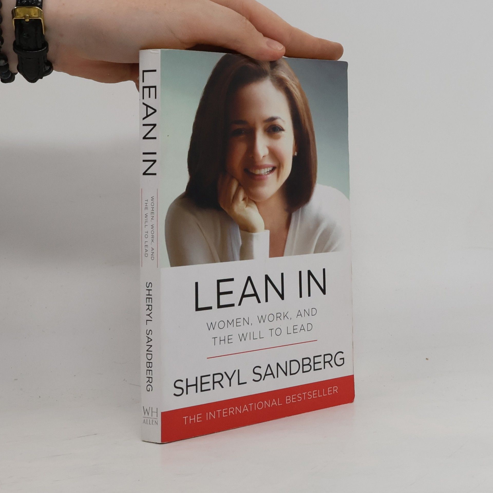 Lean in. Women, work, and the will to lead
