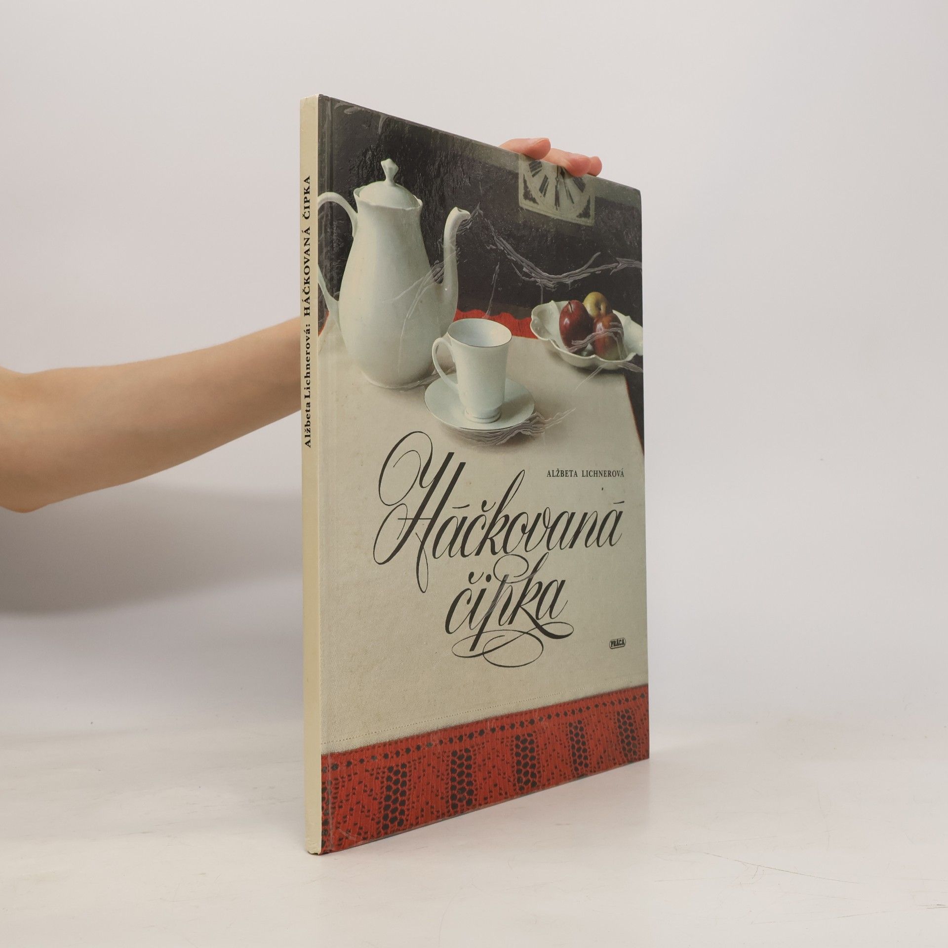 Alžbeta Lichnerová Hačkovaná čipka