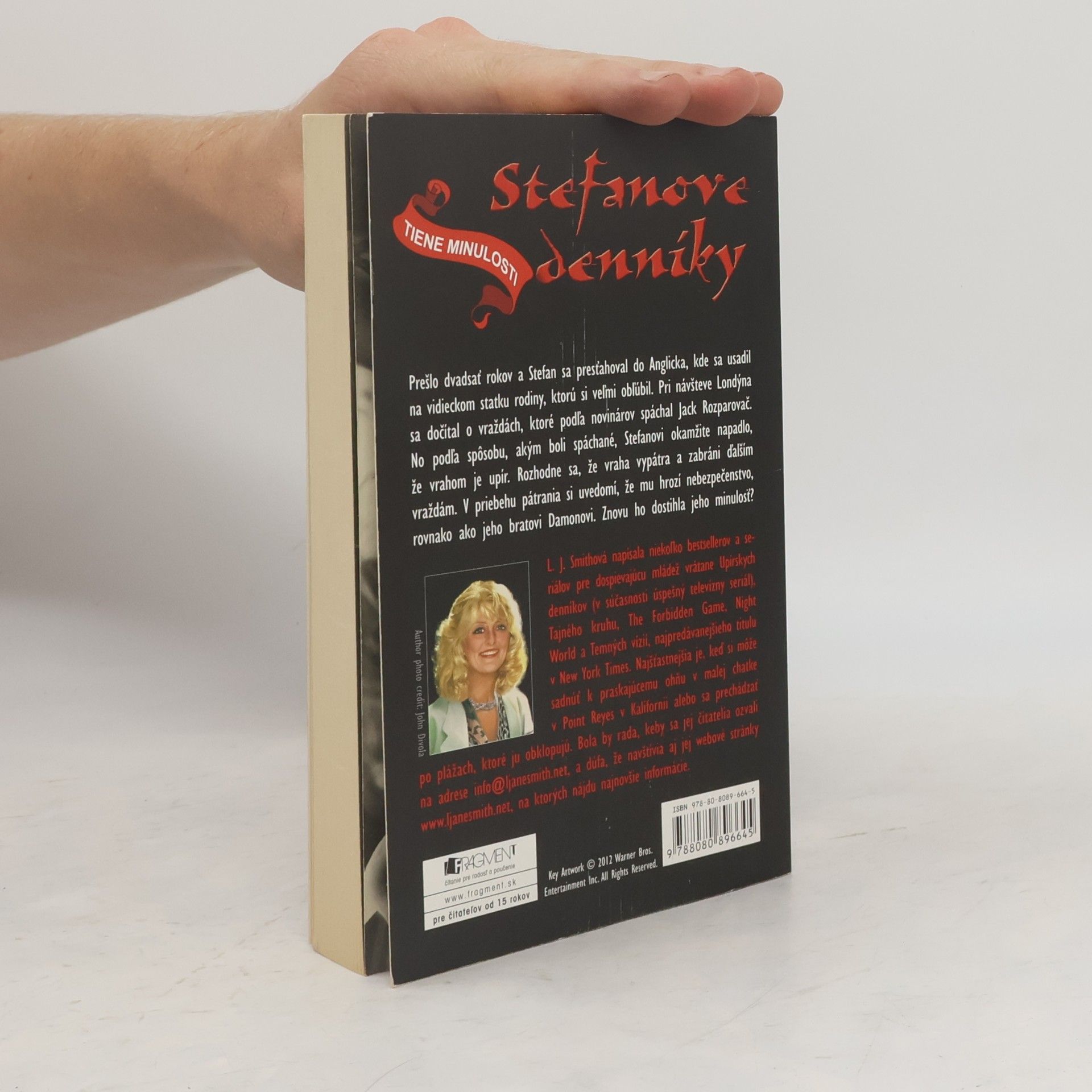 Lisa J. Smith Stefanove denníky. Tiene minulosti