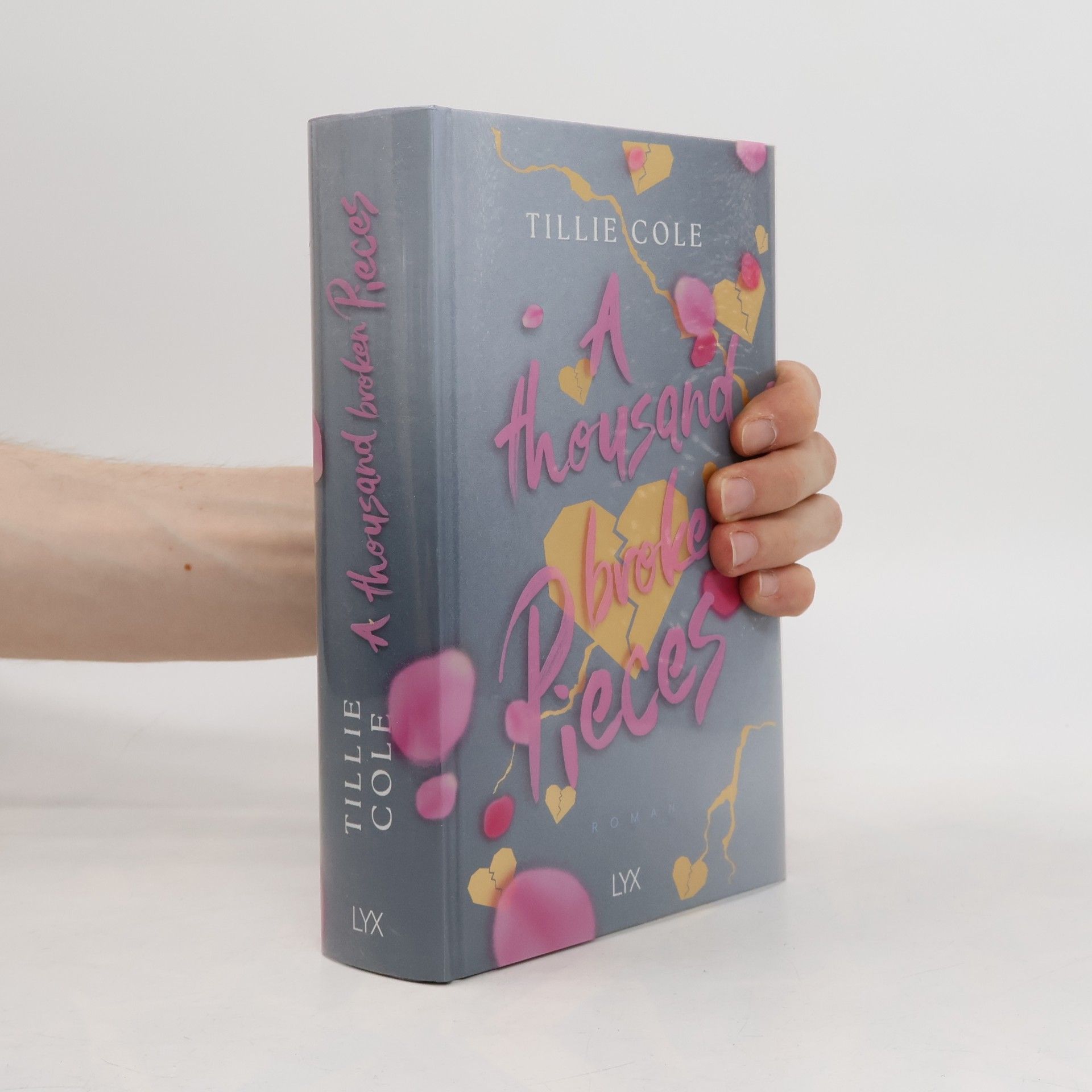 Tillie Cole A Thousand Broken Pieces