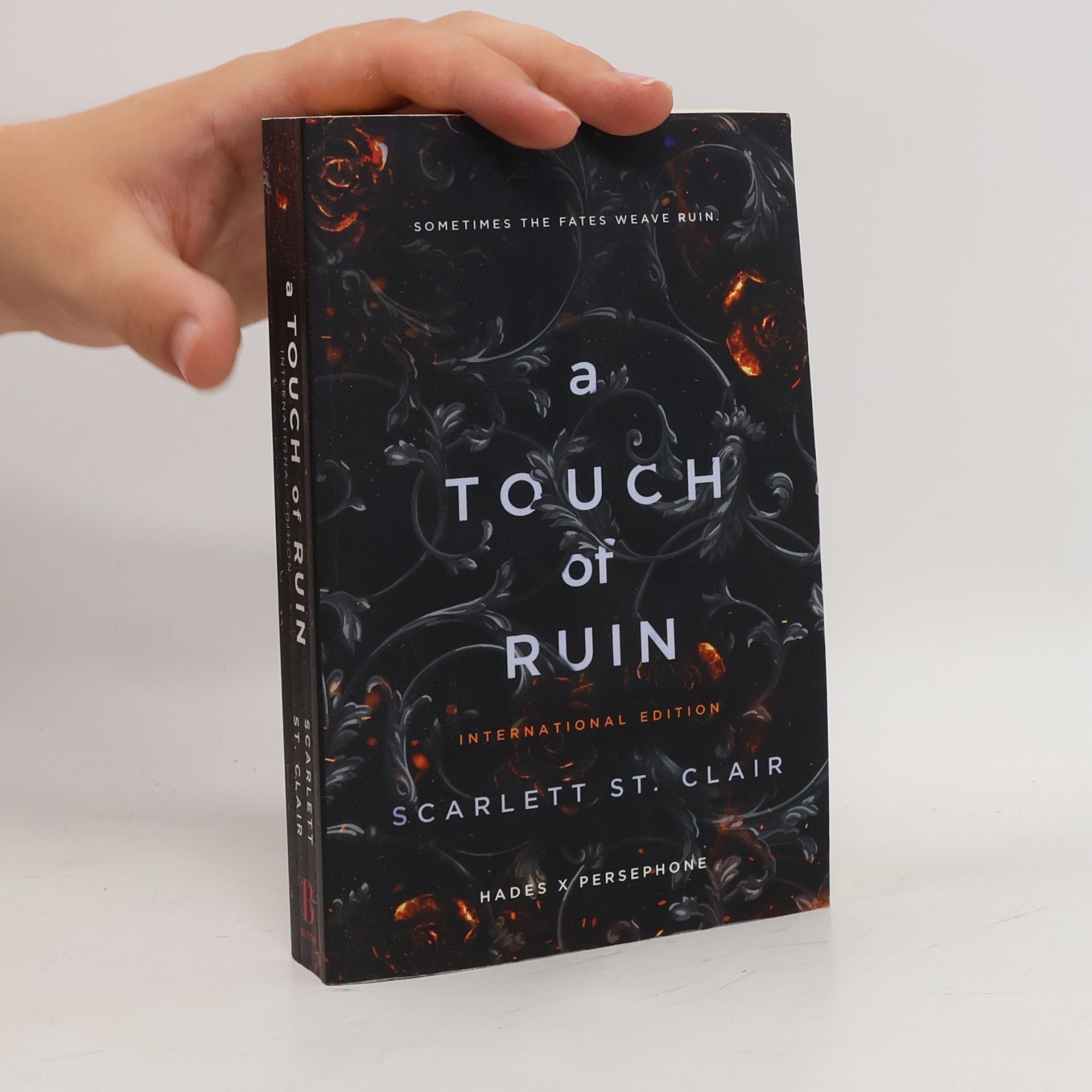 Scarlett St. Clair A Touch of Ruin