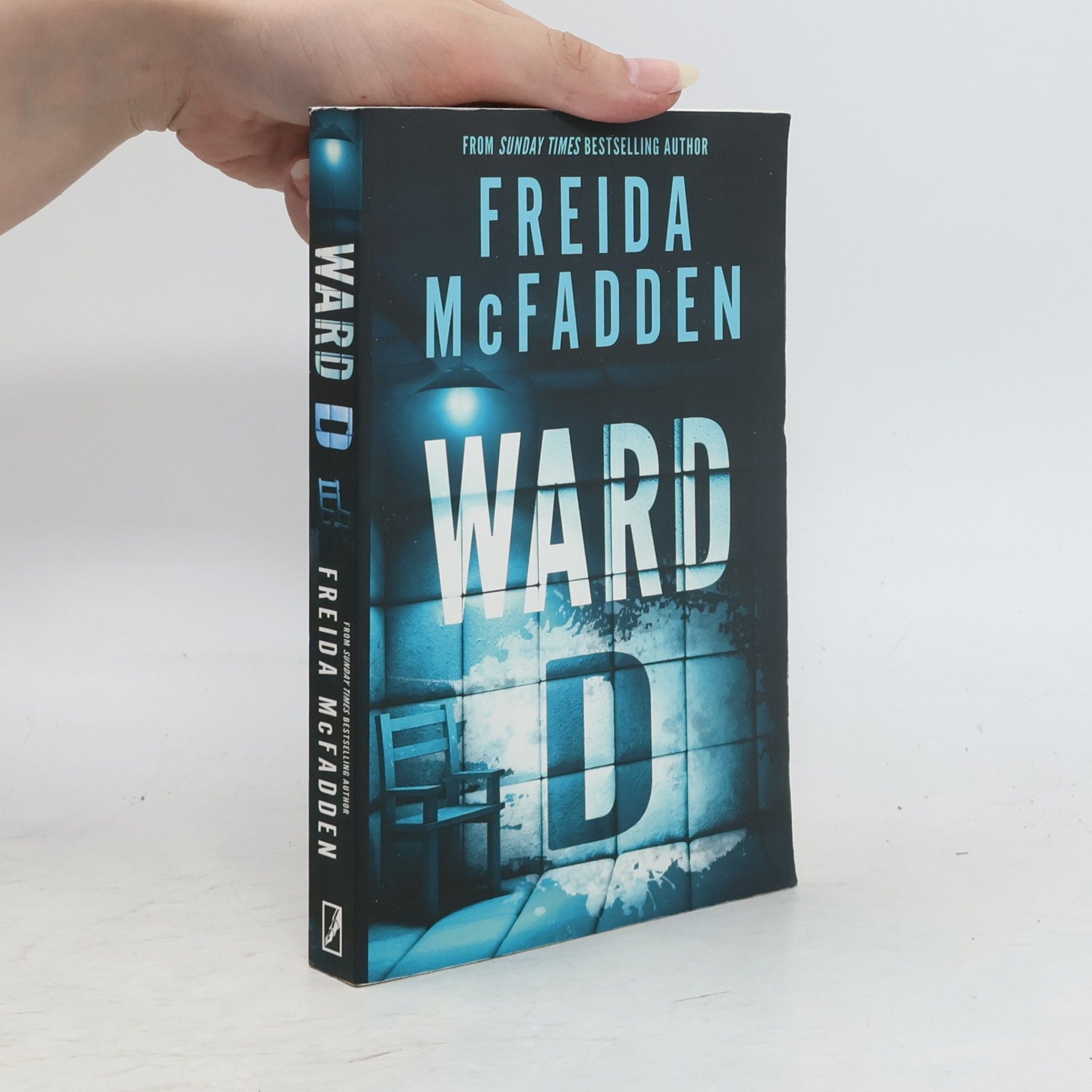 Freida McFadden Ward D