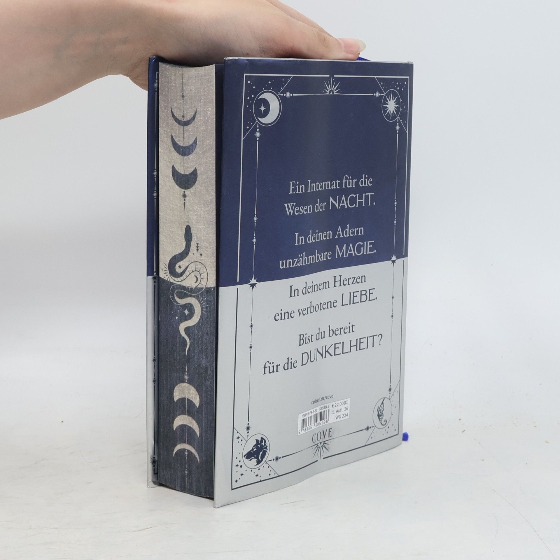 Beril Kehribar School of Darkness - 1: Where the Night Falls: Schmuckausgabe mit Lesebändchen und limitiertem Motiv-Farbschnitt