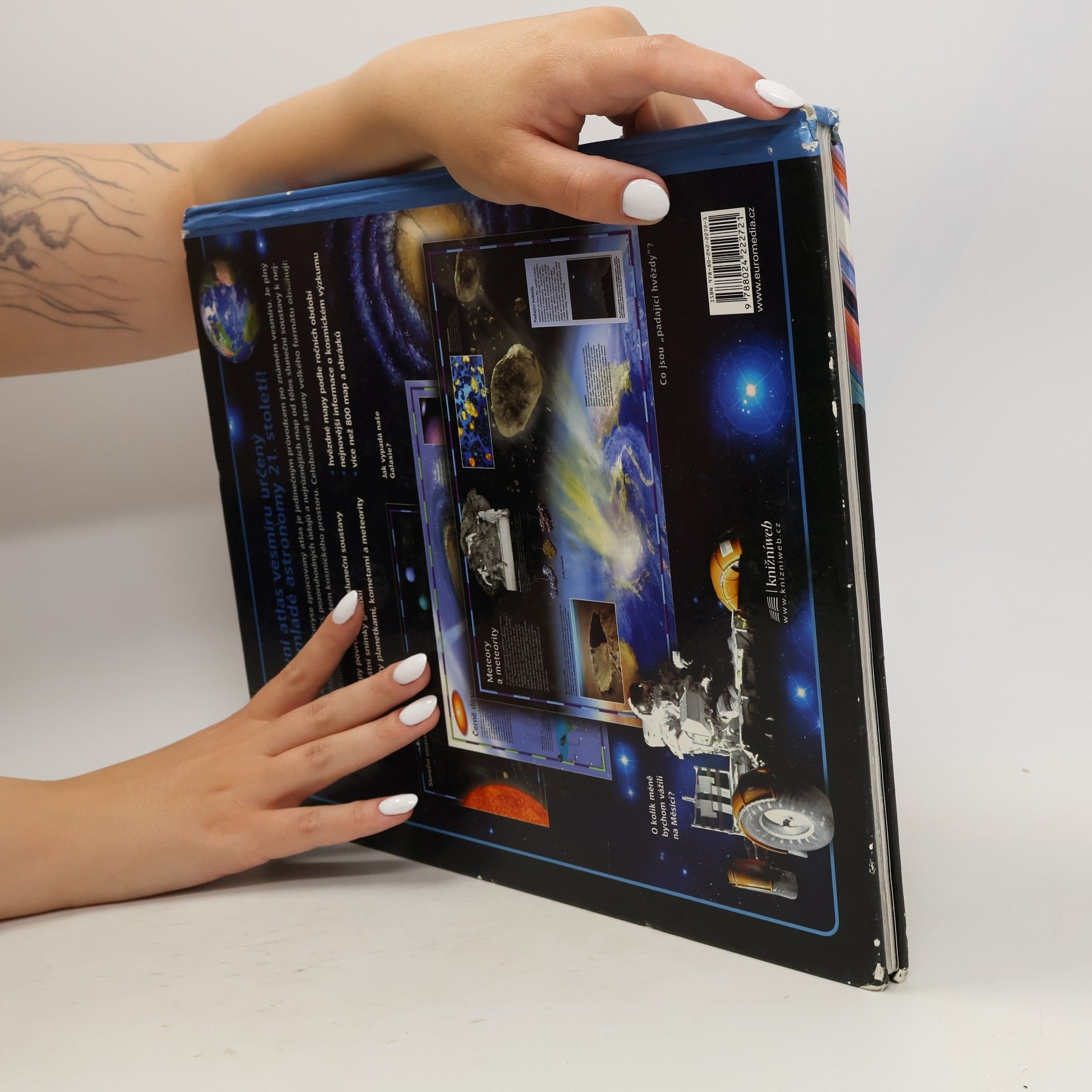 Mark A. Garlick Atlas vesmíru