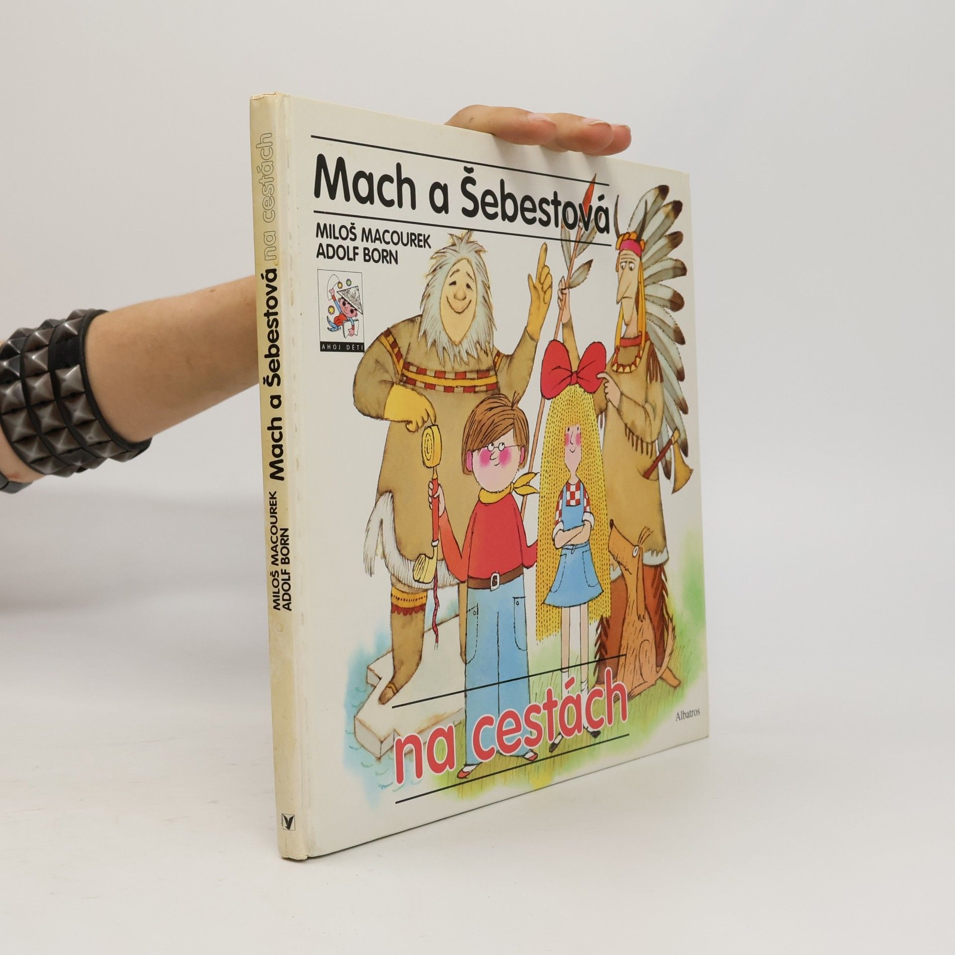 Miloš Macourek Mach a Šebestová na cestách
