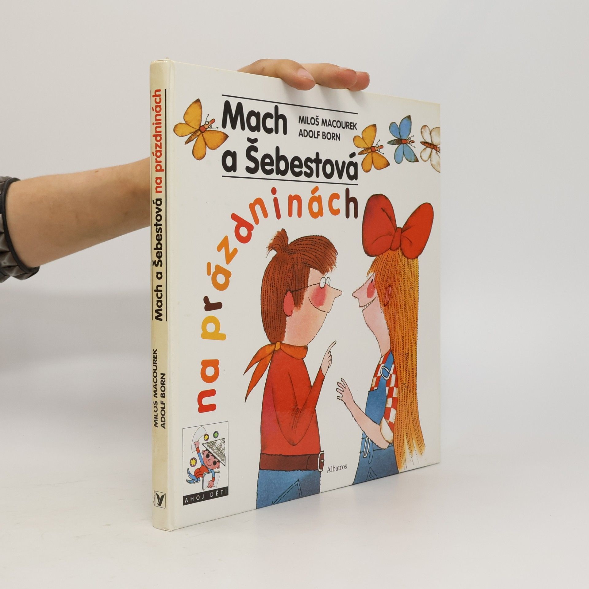 Miloš Macourek Mach a Šebestová na prázdninách