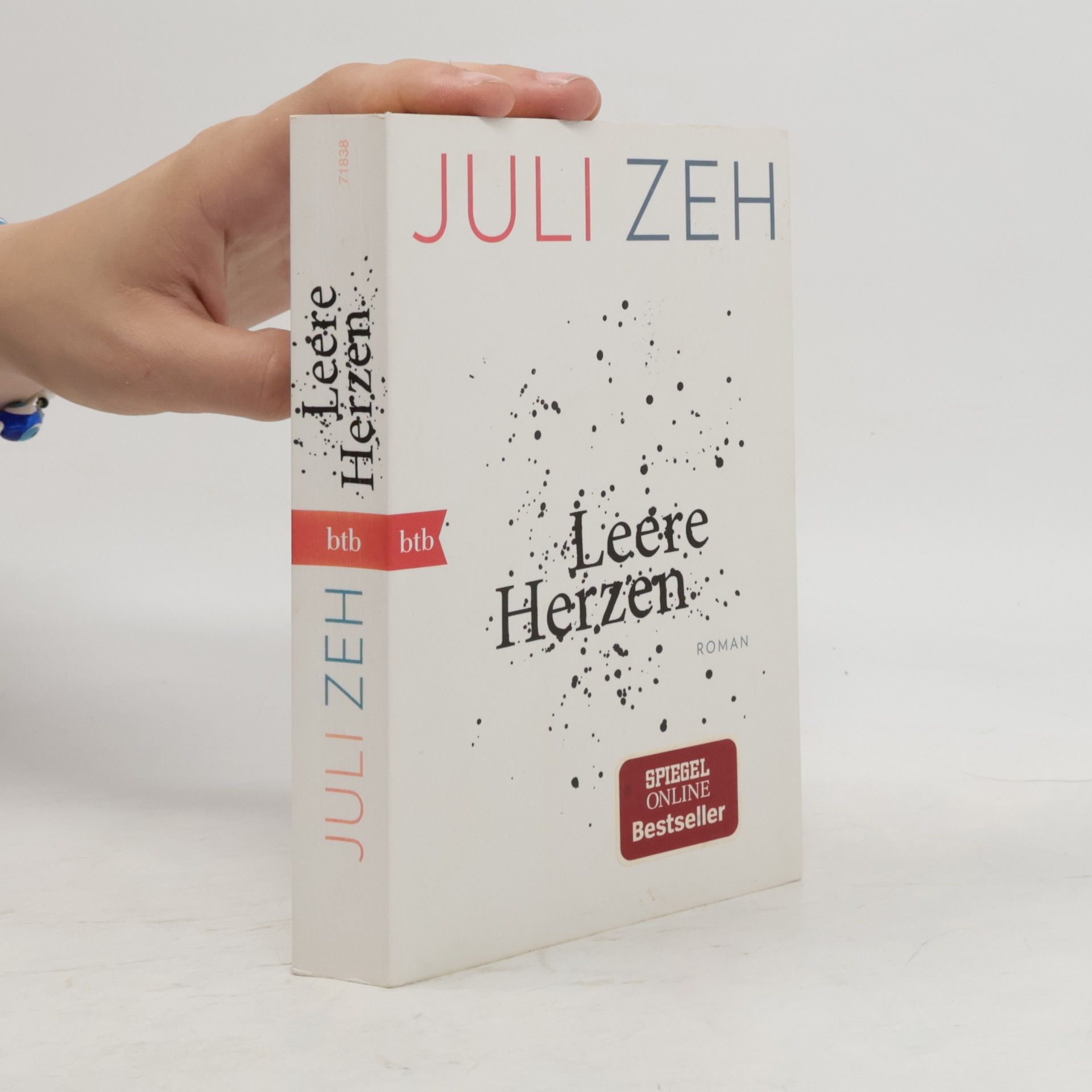 Juli Zeh Leere Herzen