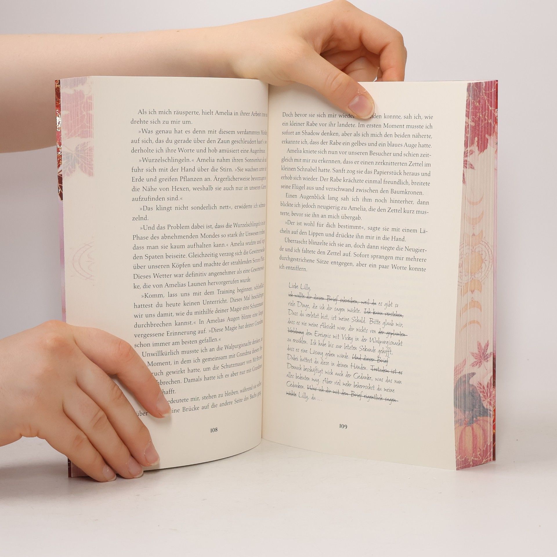 Julia Kuhn Ravenhall Academy 2: Erwachte Magie
