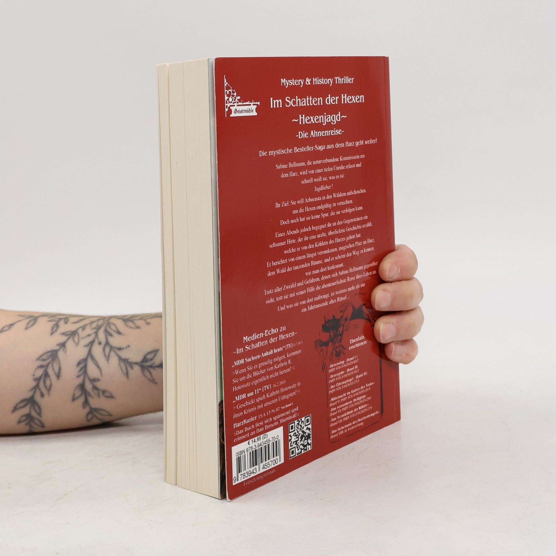 Kathrin R. Hotowetz Im Schatten der Hexen