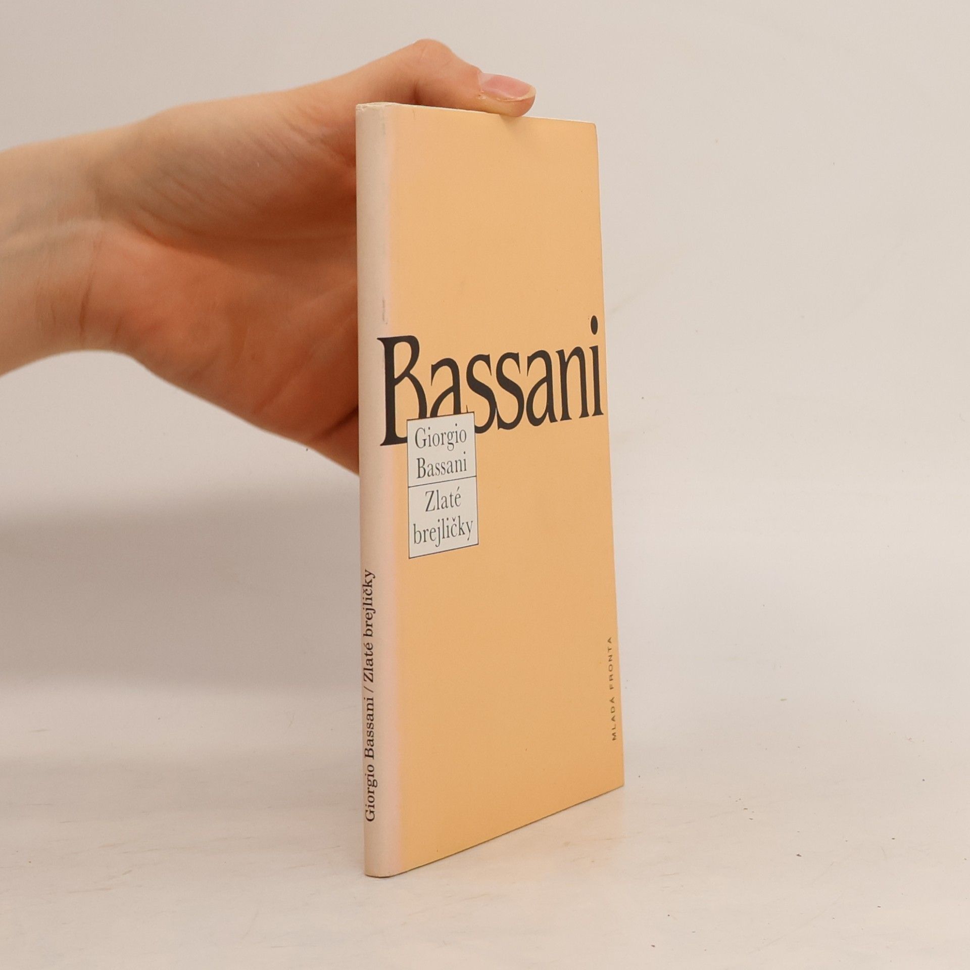 Giorgio Bassani Zlaté brejličky