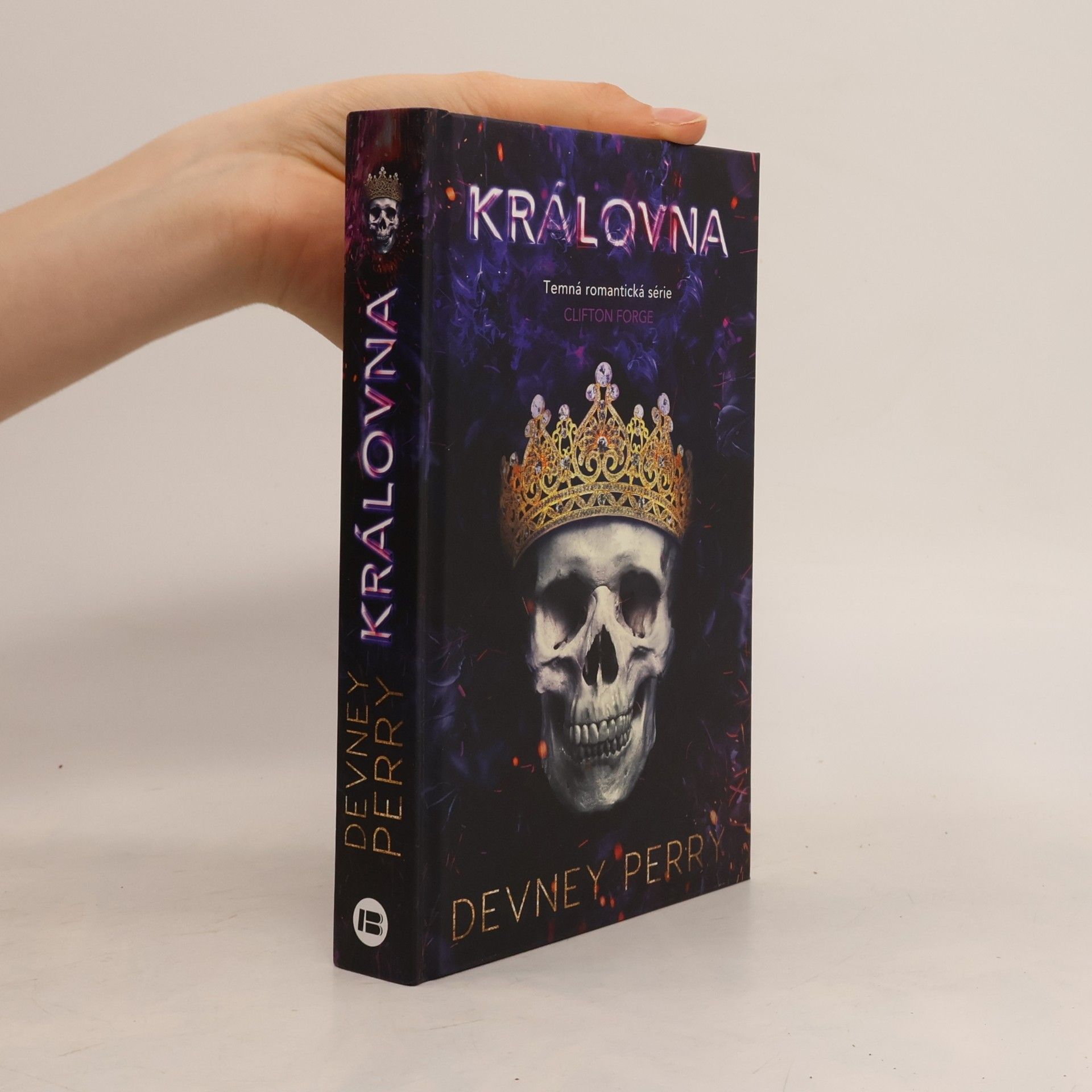 Devney Perry Královna : série Clifton Forge, díl 6.