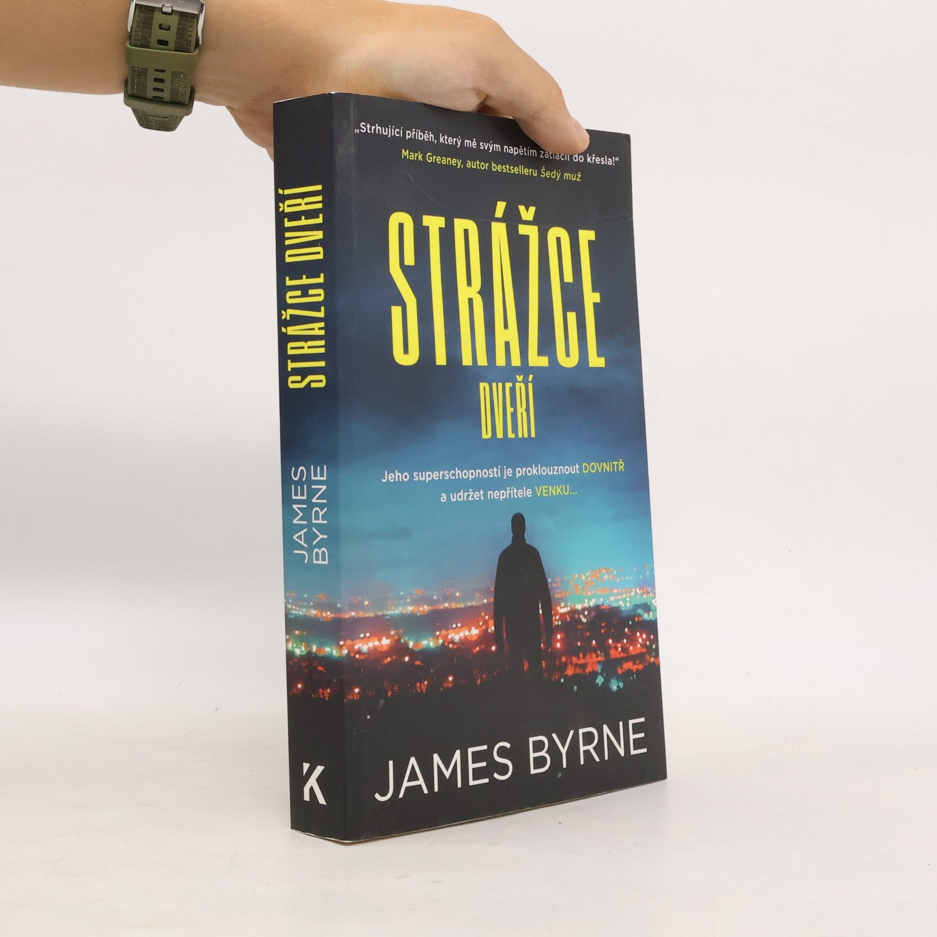 James Byrne Strážce dveří