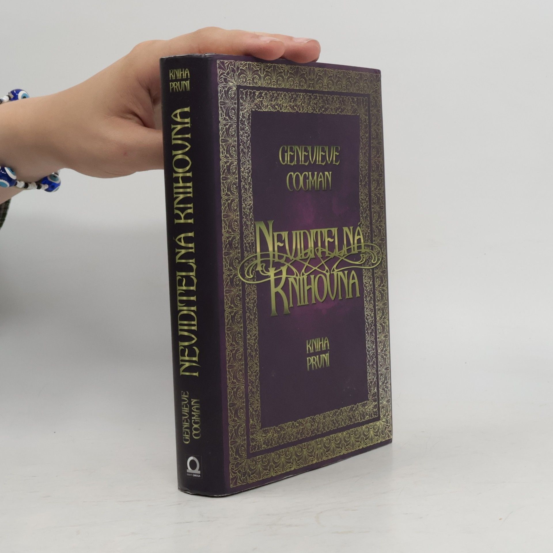 Genevieve Cogman Neviditelná knihovna