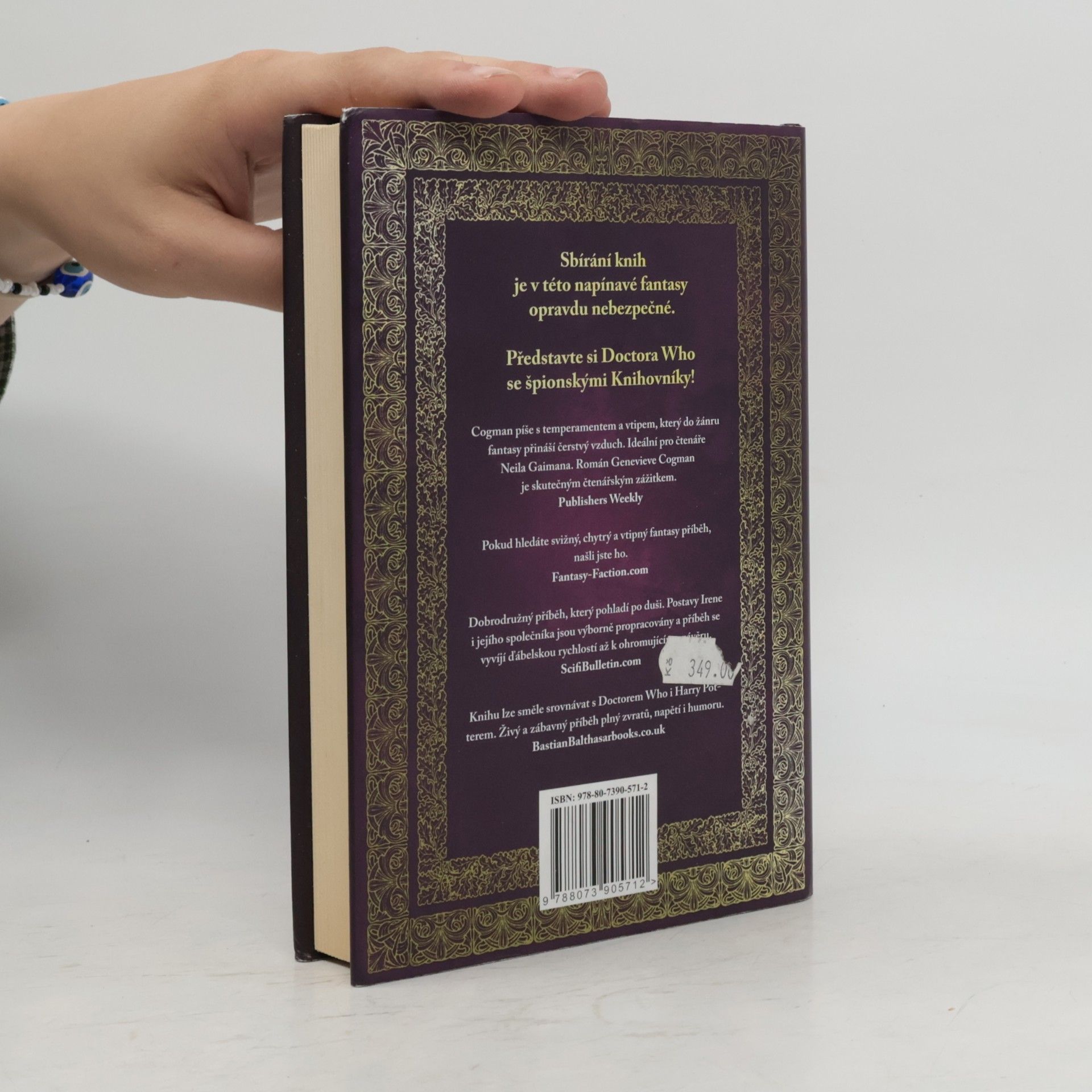 Genevieve Cogman Neviditelná knihovna