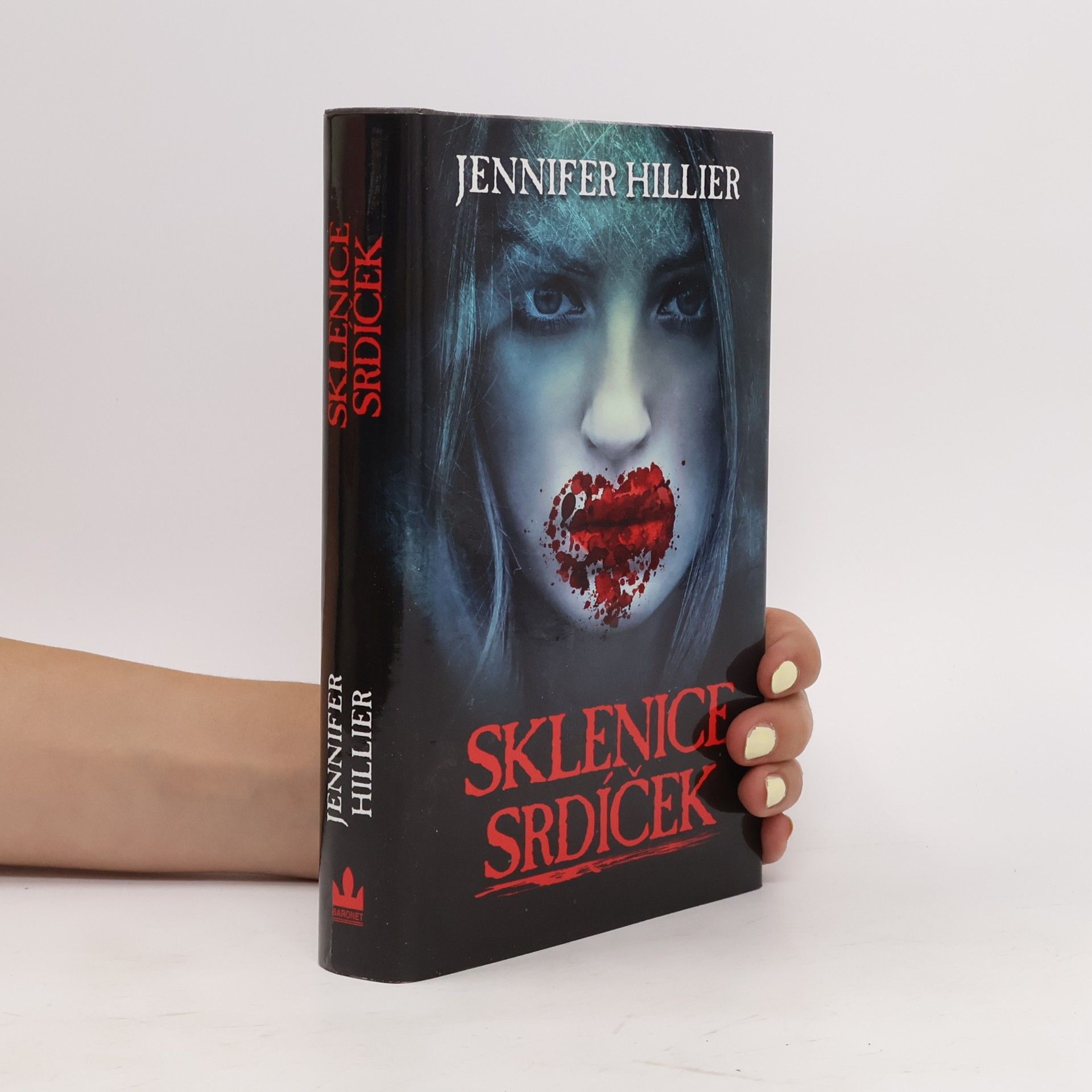 Jennifer Hillier Sklenice srdíček