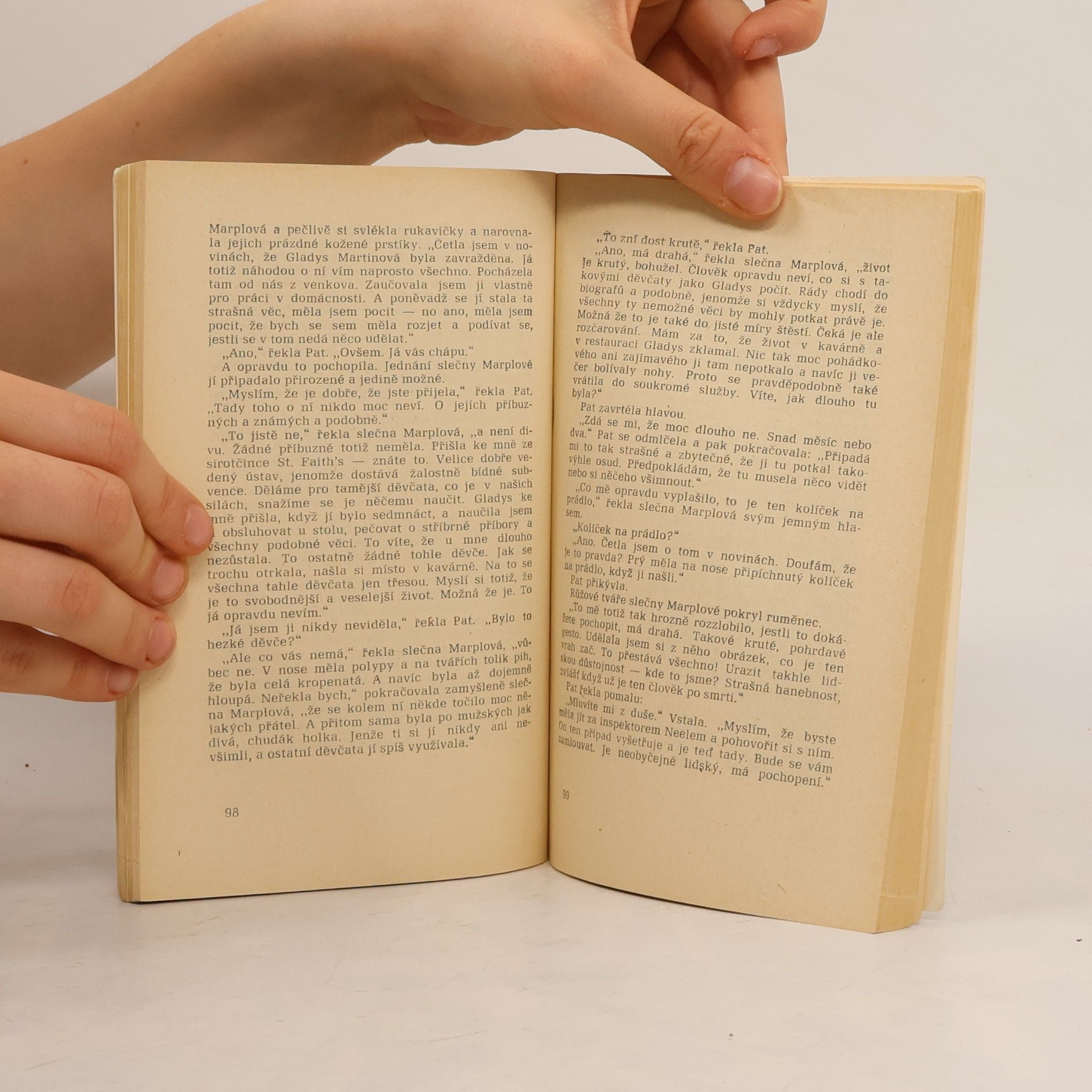 Agatha Christie Kapsa plná žita