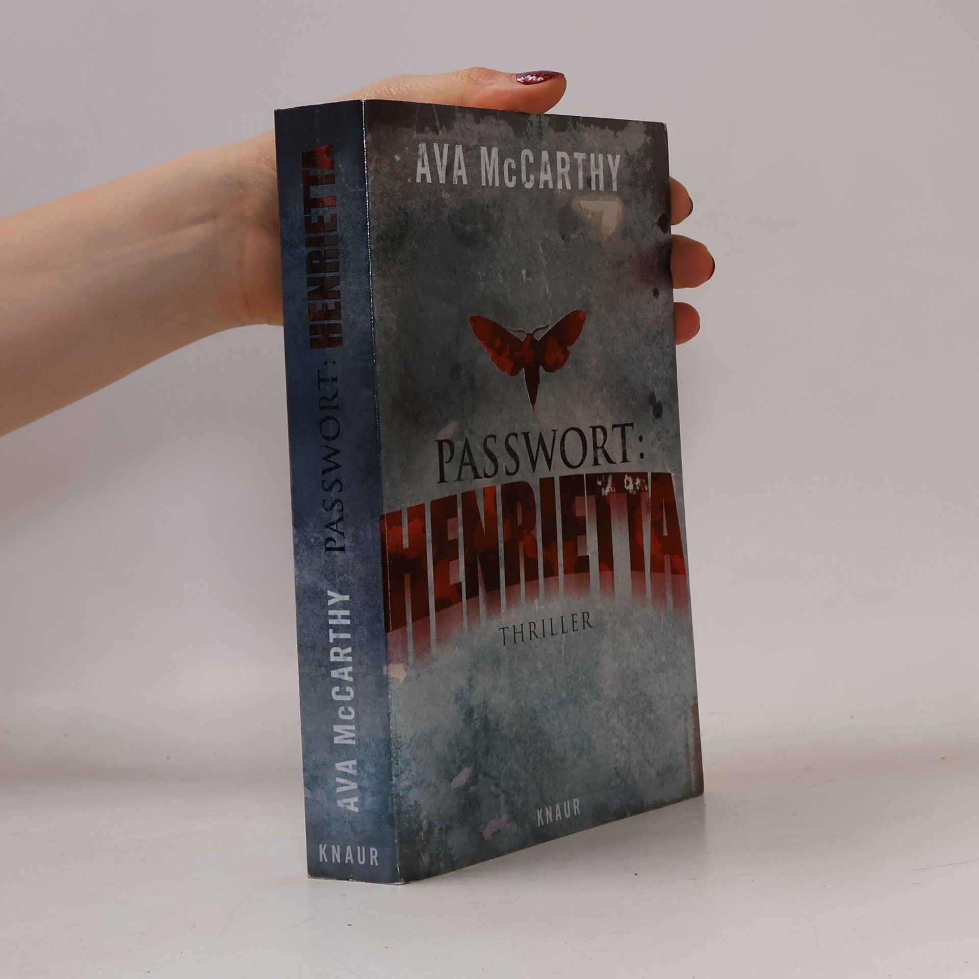 Ava McCarthy Passwort: Henrietta