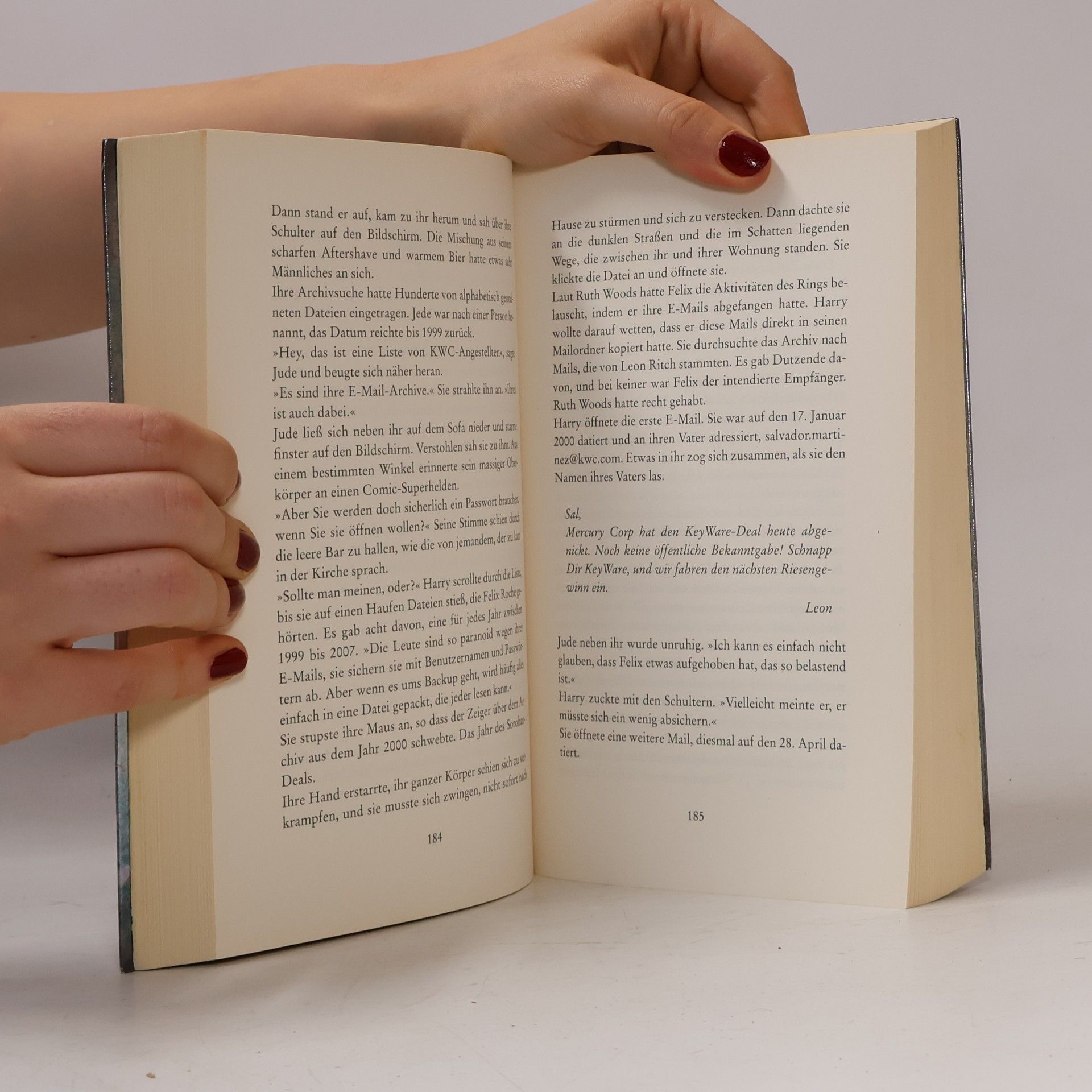 Ava McCarthy Passwort: Henrietta