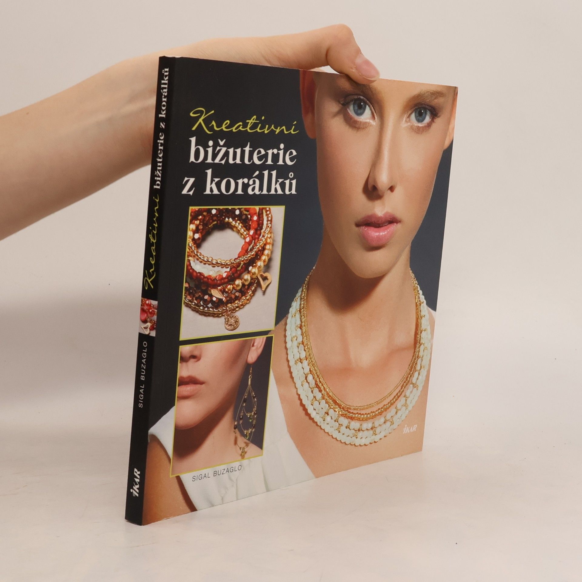 Sigal Buzaglo Kreativní bižuterie z korálků