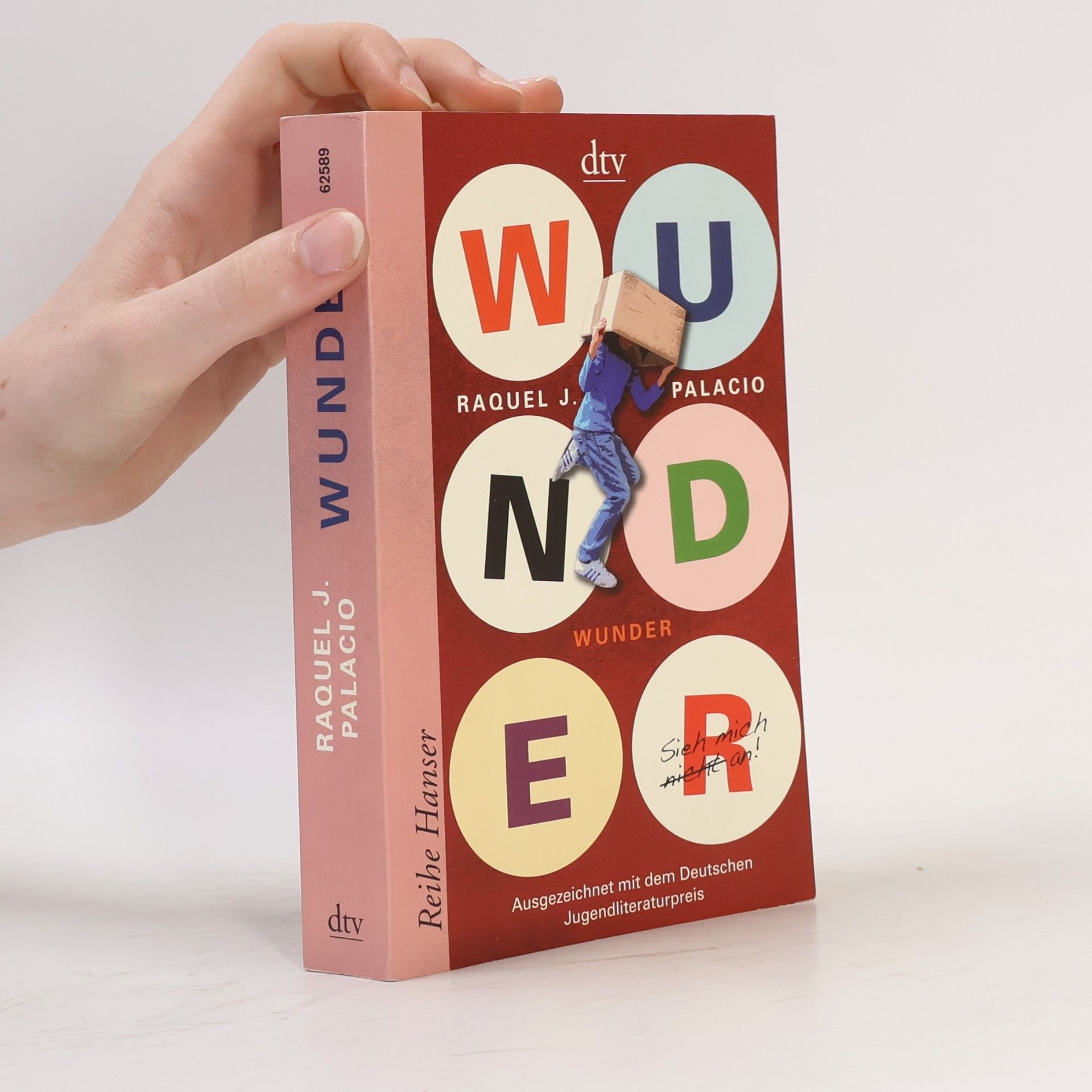Raquel J. Palacio Wunder