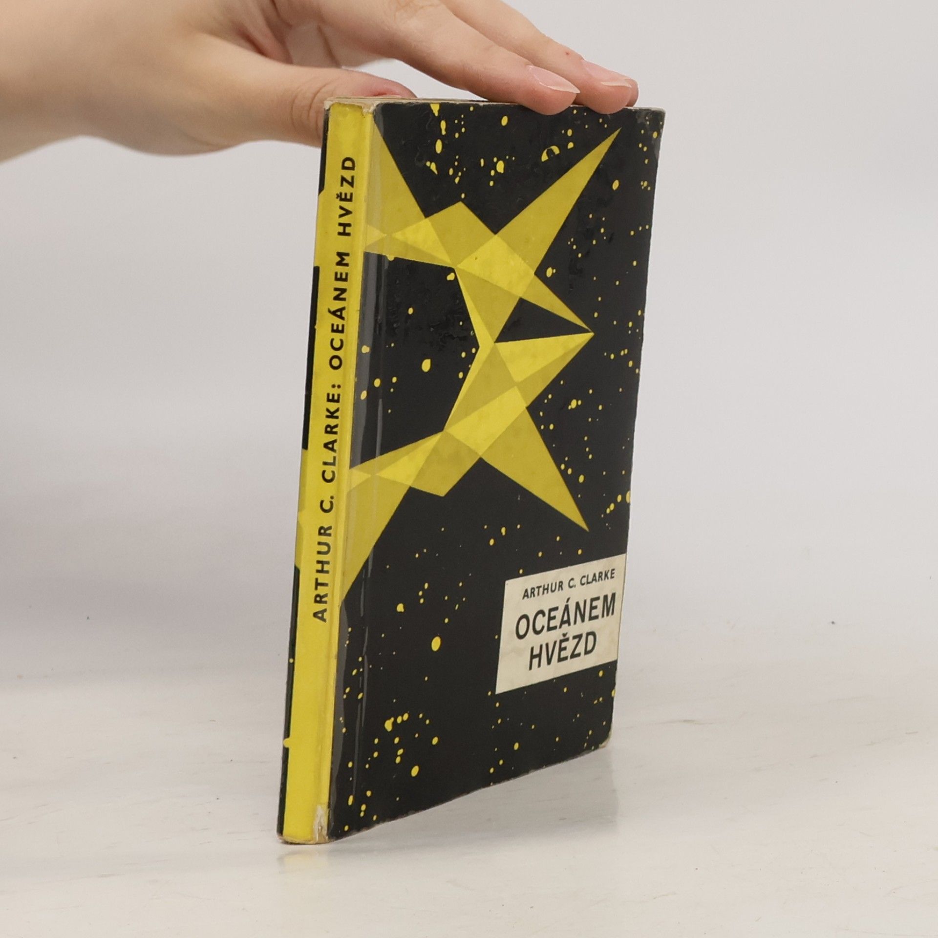 Arthur C. Clarke Oceánem hvězd