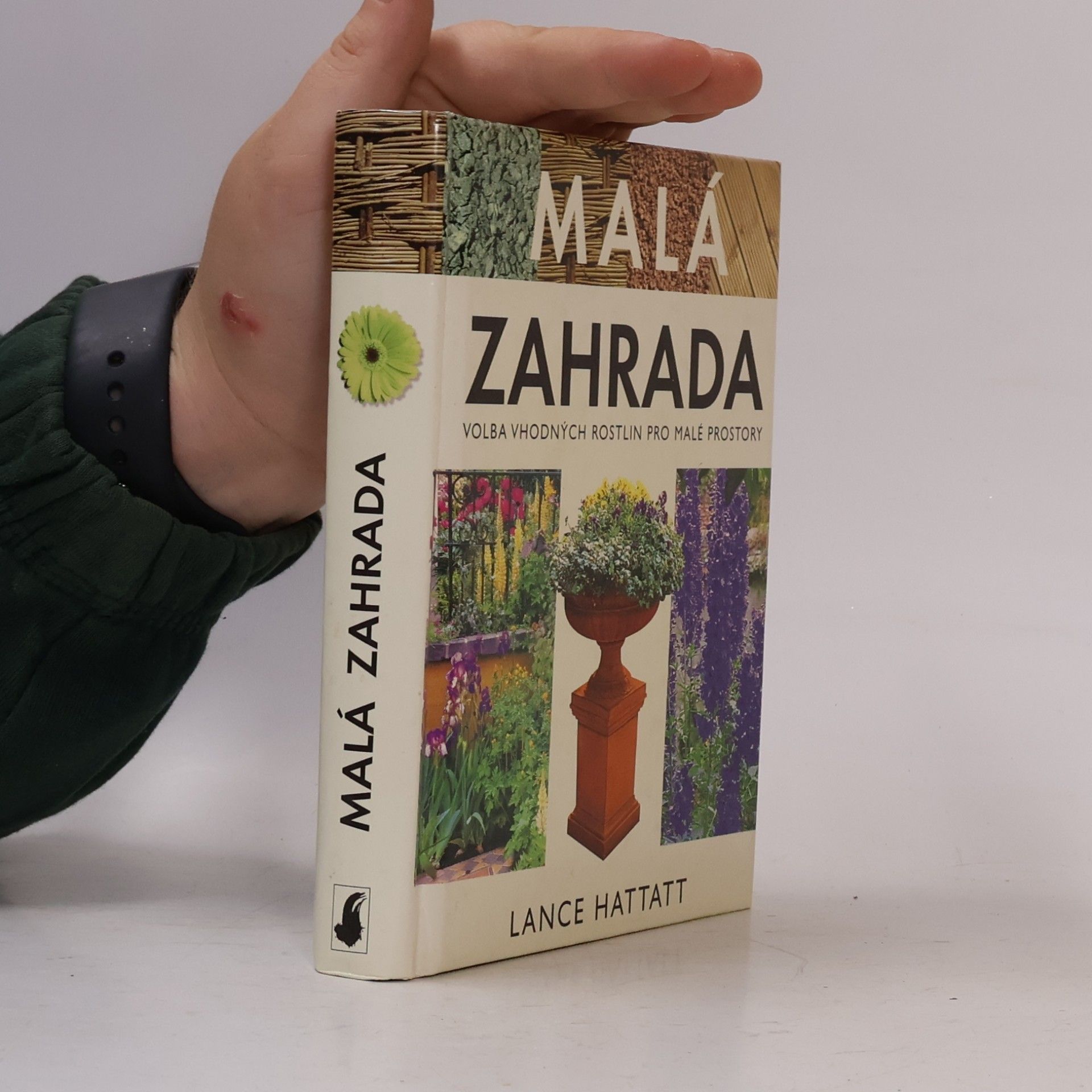 Lance Hattatt Malá zahrada