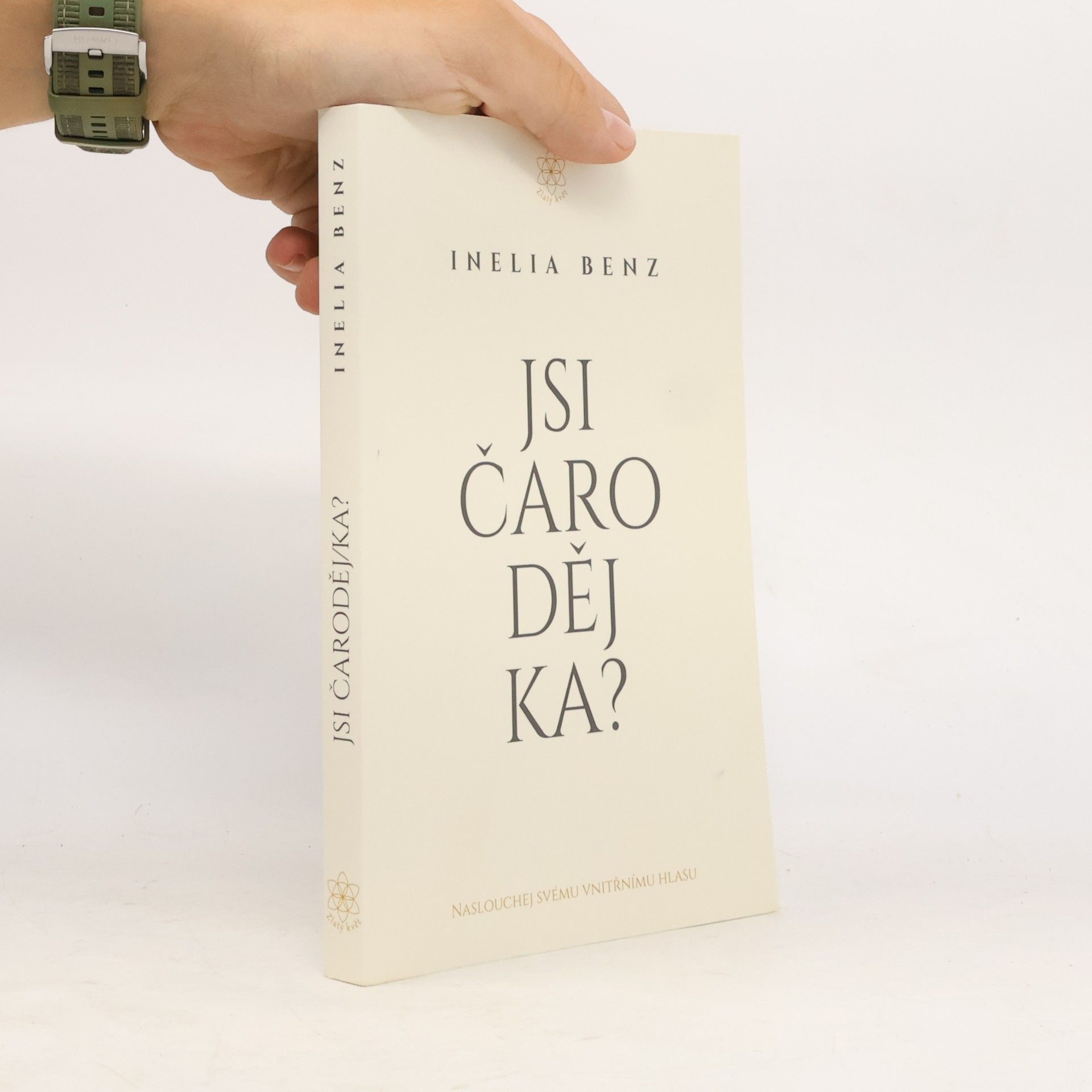 Inelia Benz Jsi Čarodějka?