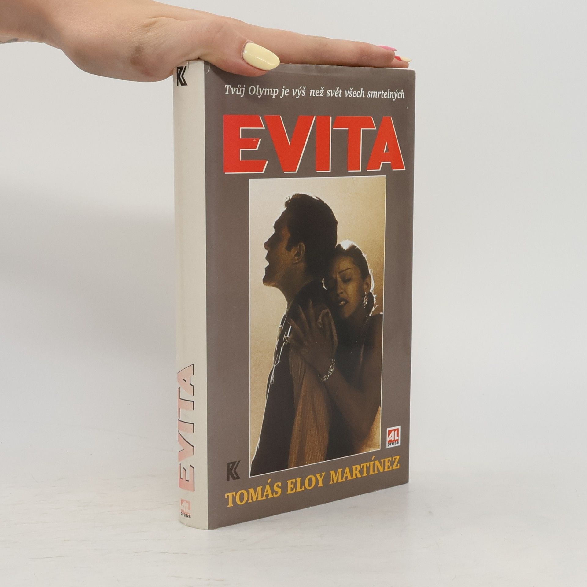 Tomás Eloy Martínez Evita