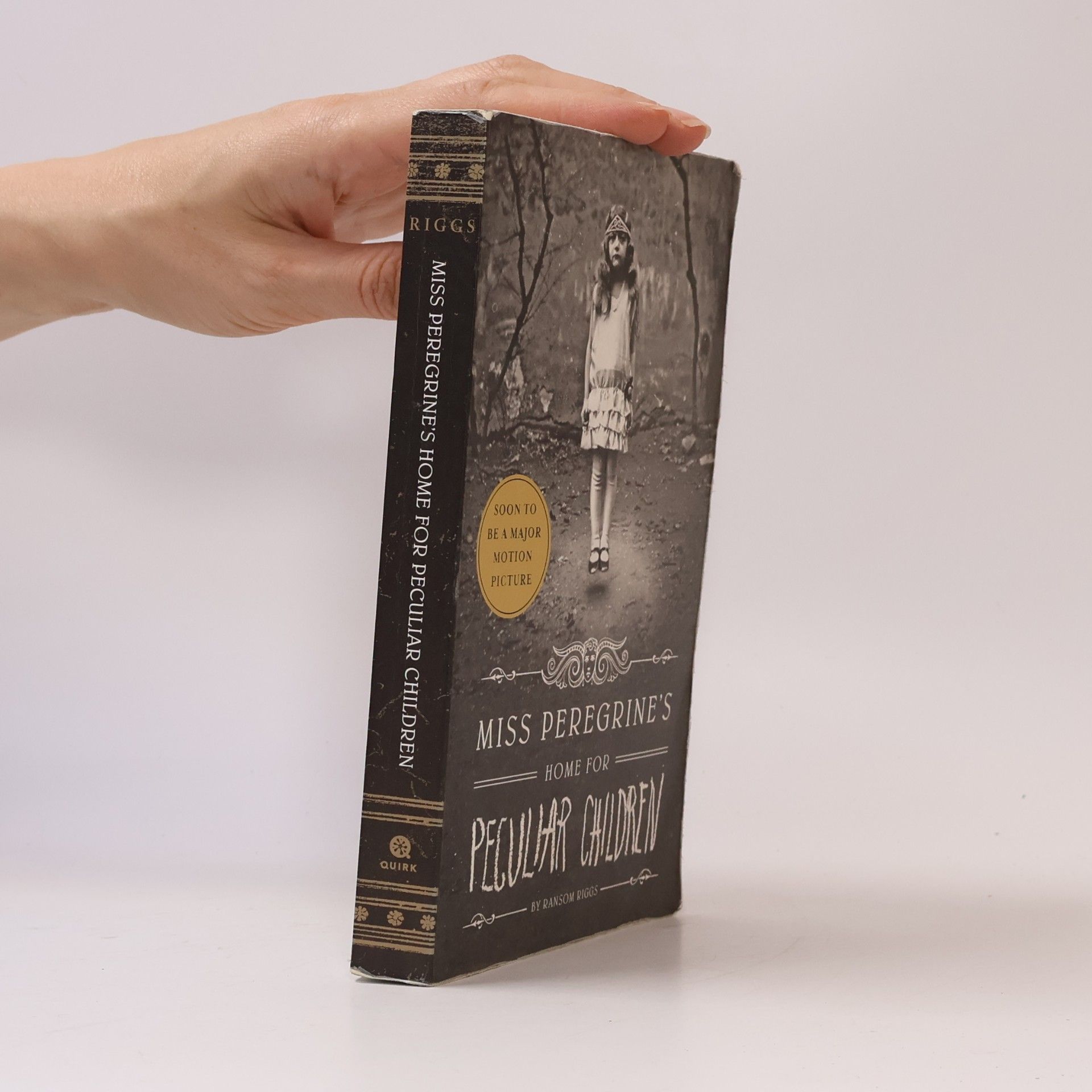 Ransom Riggs Miss Peregrine's Home for Peculiar Children