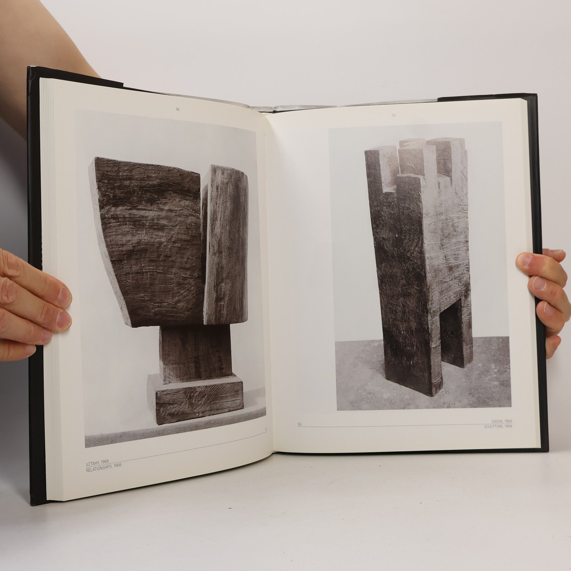 Rudolf Uher Sochy = Sculptures