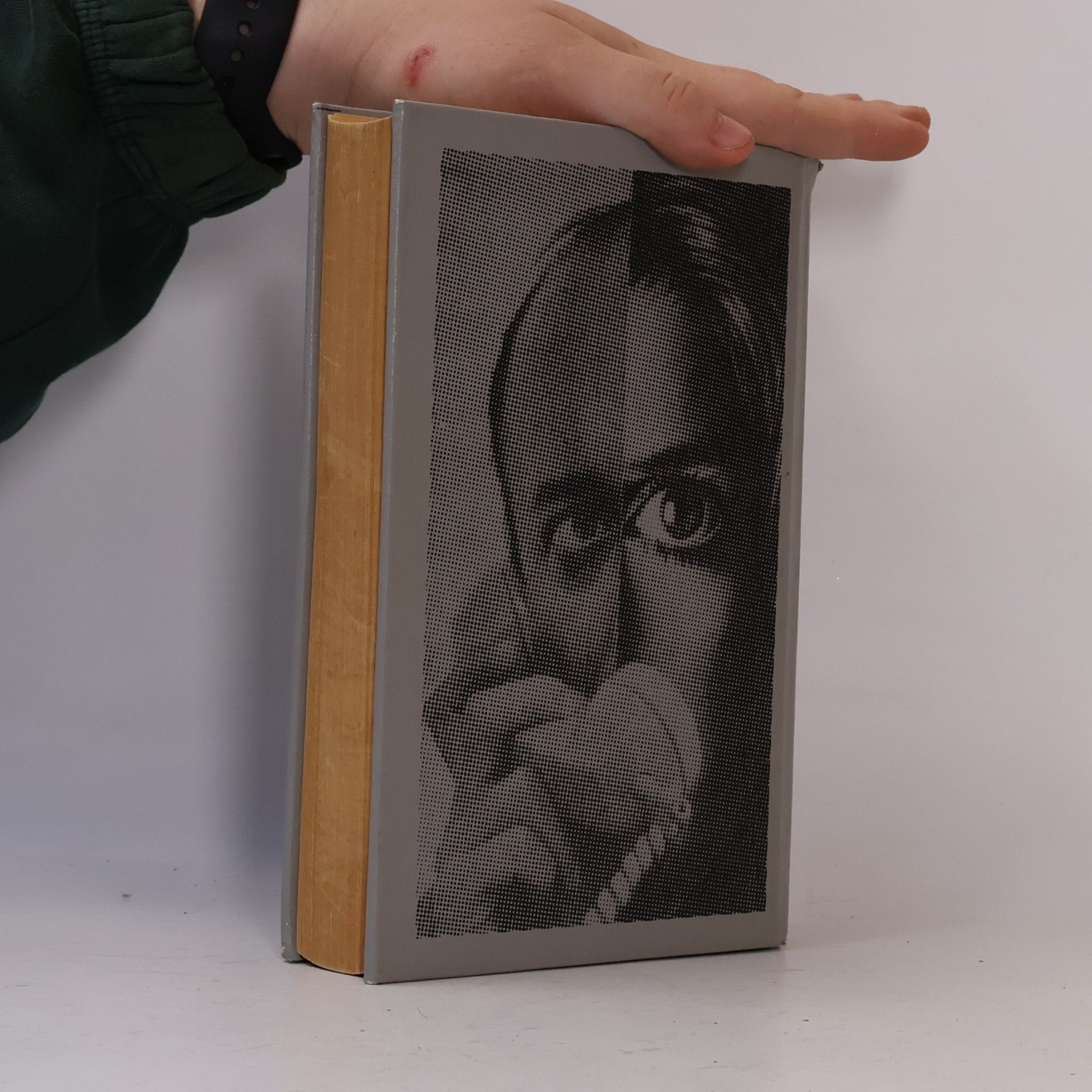 Ross Macdonald Třikrát soukromý detektiv Lew Archer