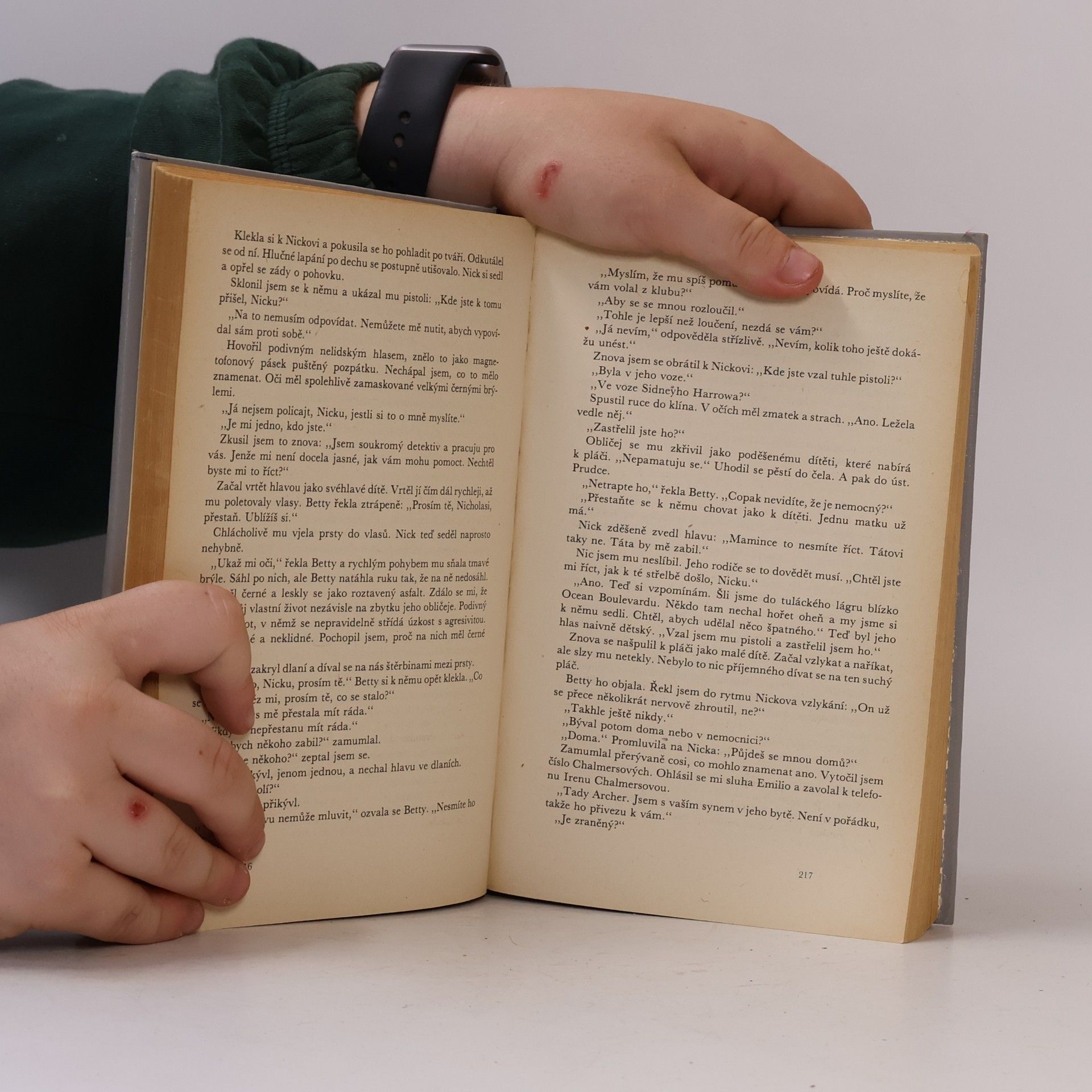 Ross Macdonald Třikrát soukromý detektiv Lew Archer