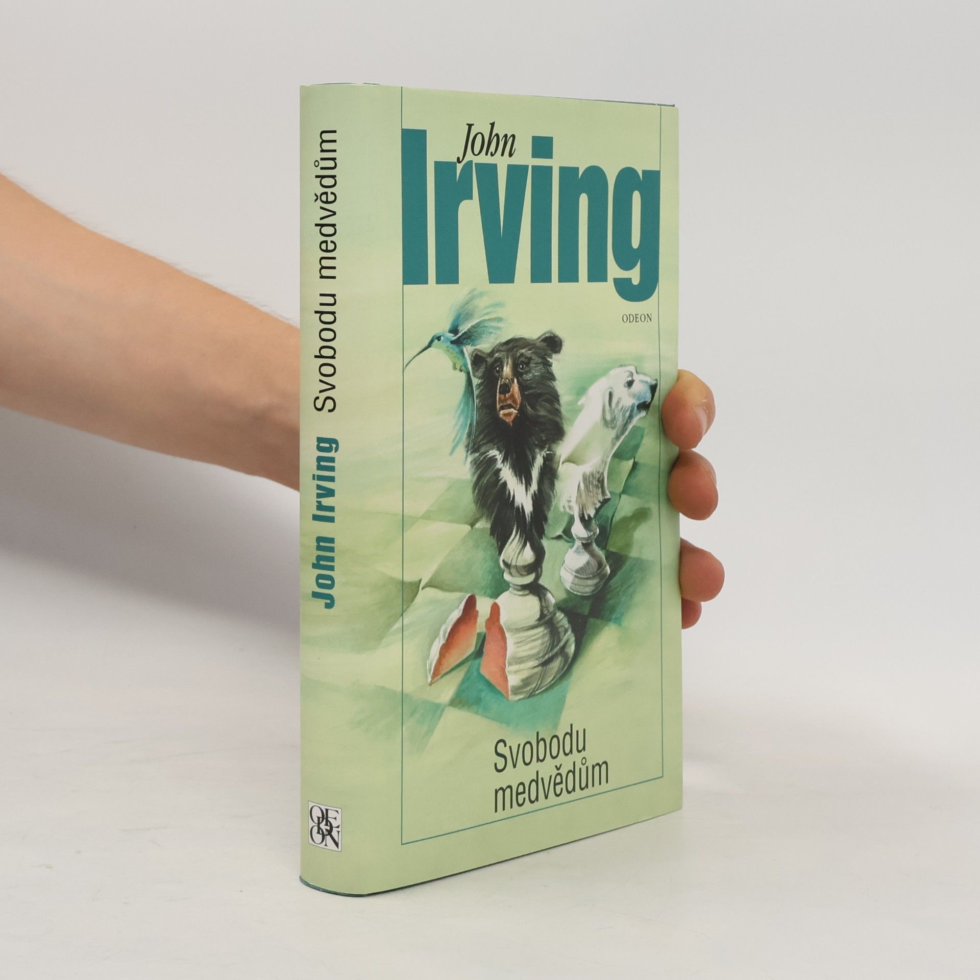John Irving Svobodu medvědům
