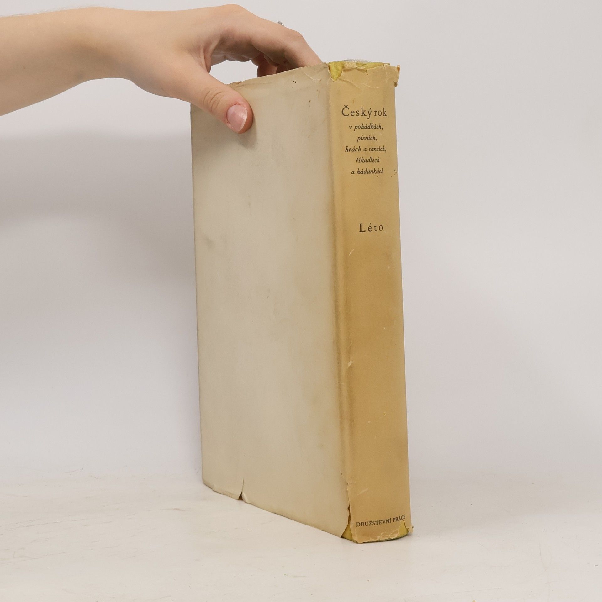 Karel Plicka Český rok v pohádkách, písních, hrách a tancích, říkadlech a hádankách. Druhý svazek. Léto