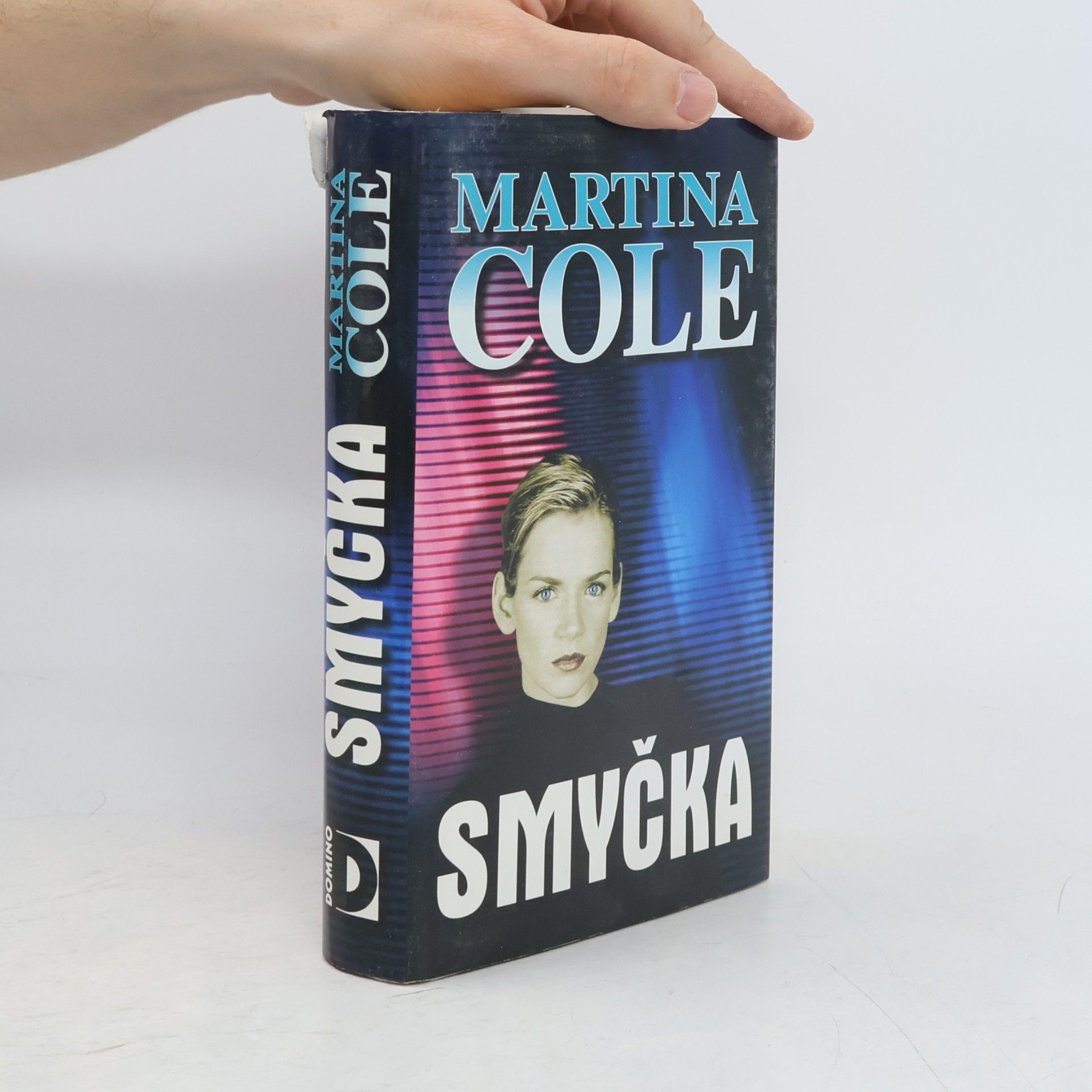 Martina Cole Smyčka