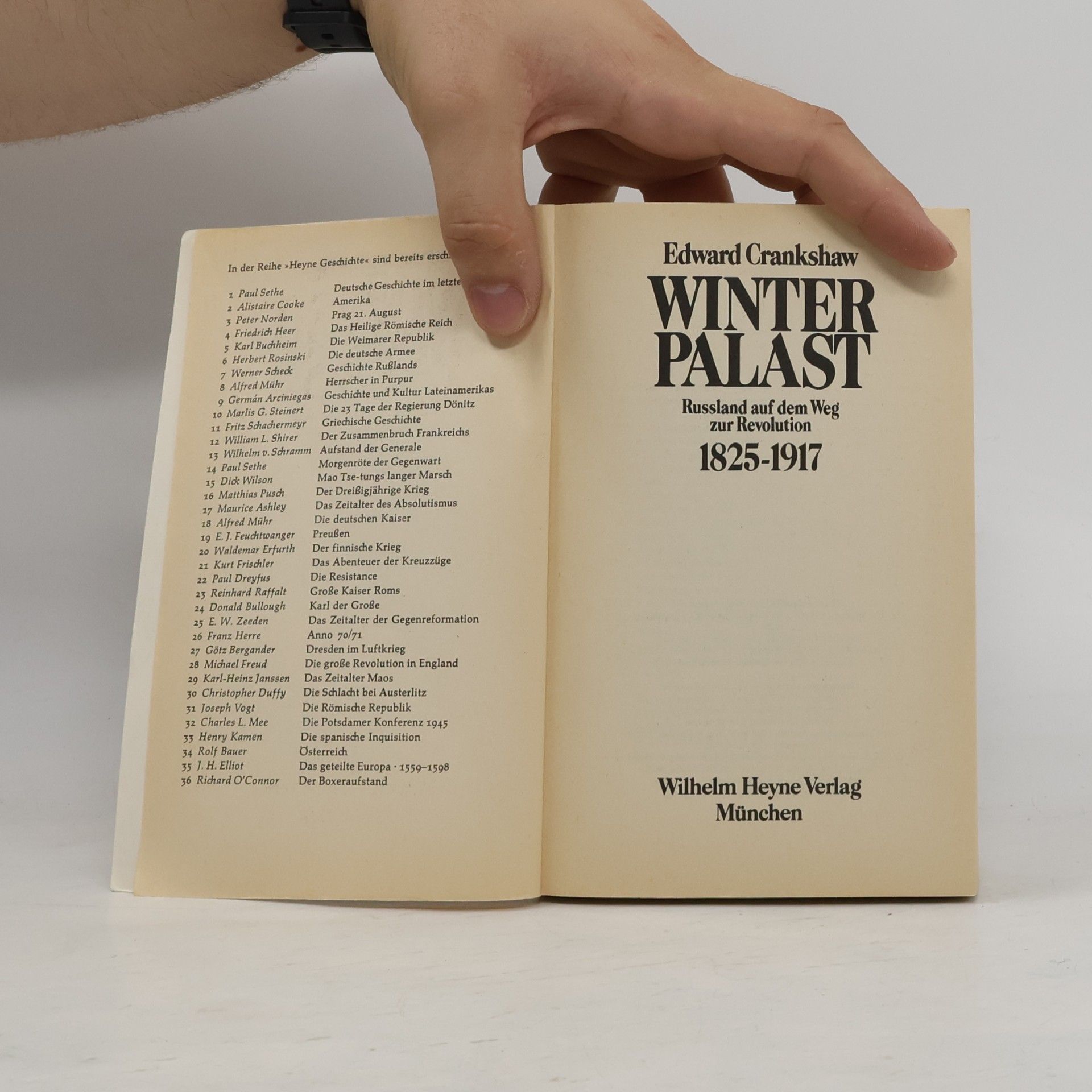 Crankshaw Edward Winterpalast