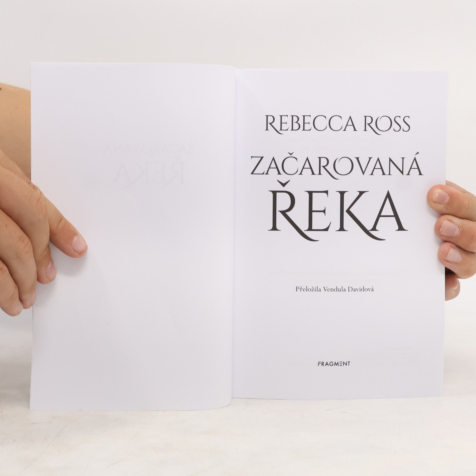 Rebecca Ross Začarovaná řeka