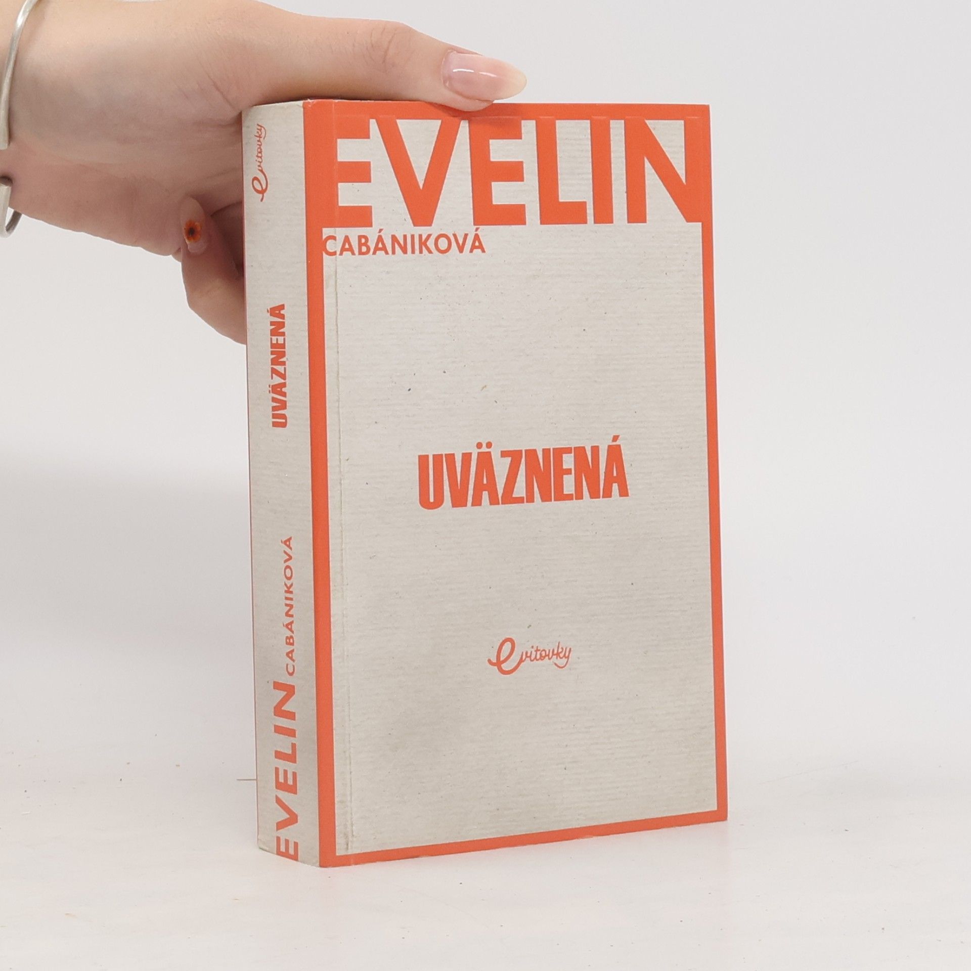 Evelin Cabániková Uväznená