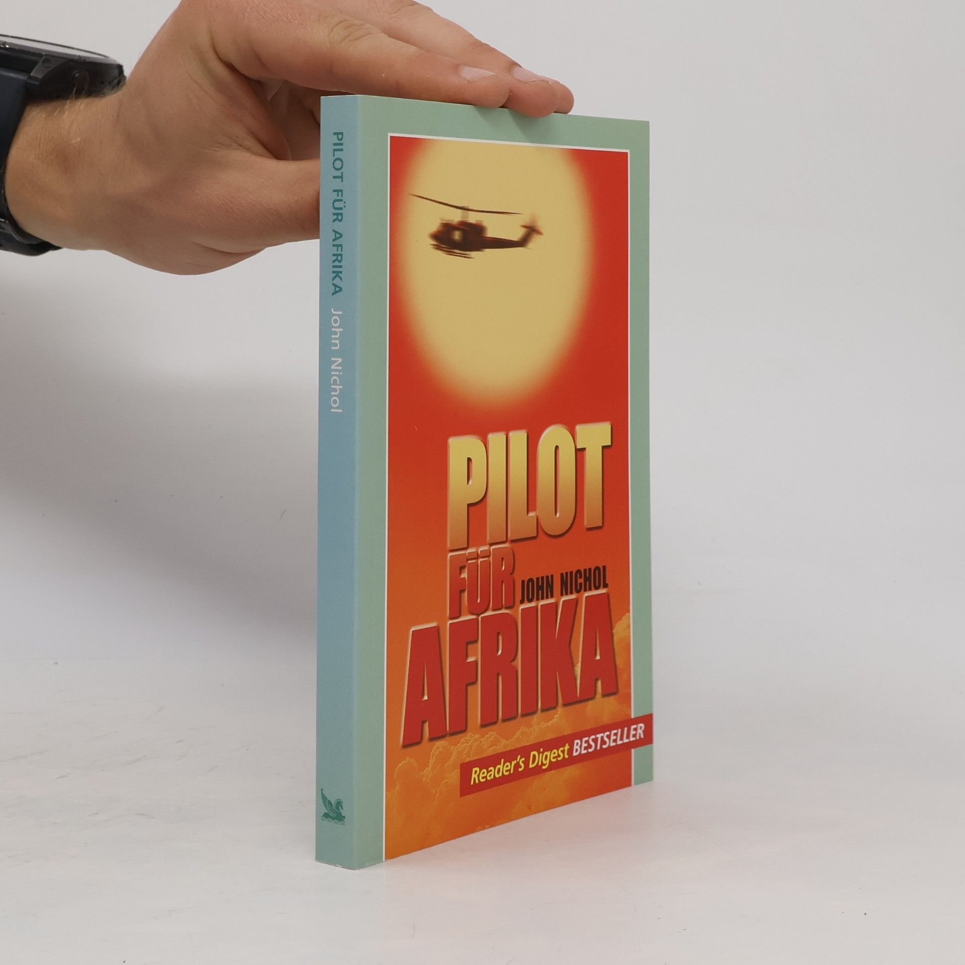 John Nichol Pilot für Afrika