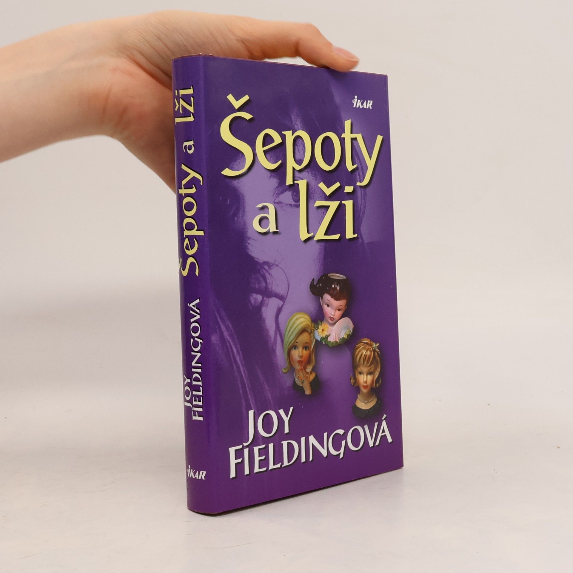 Joy Fielding Šepoty a lži
