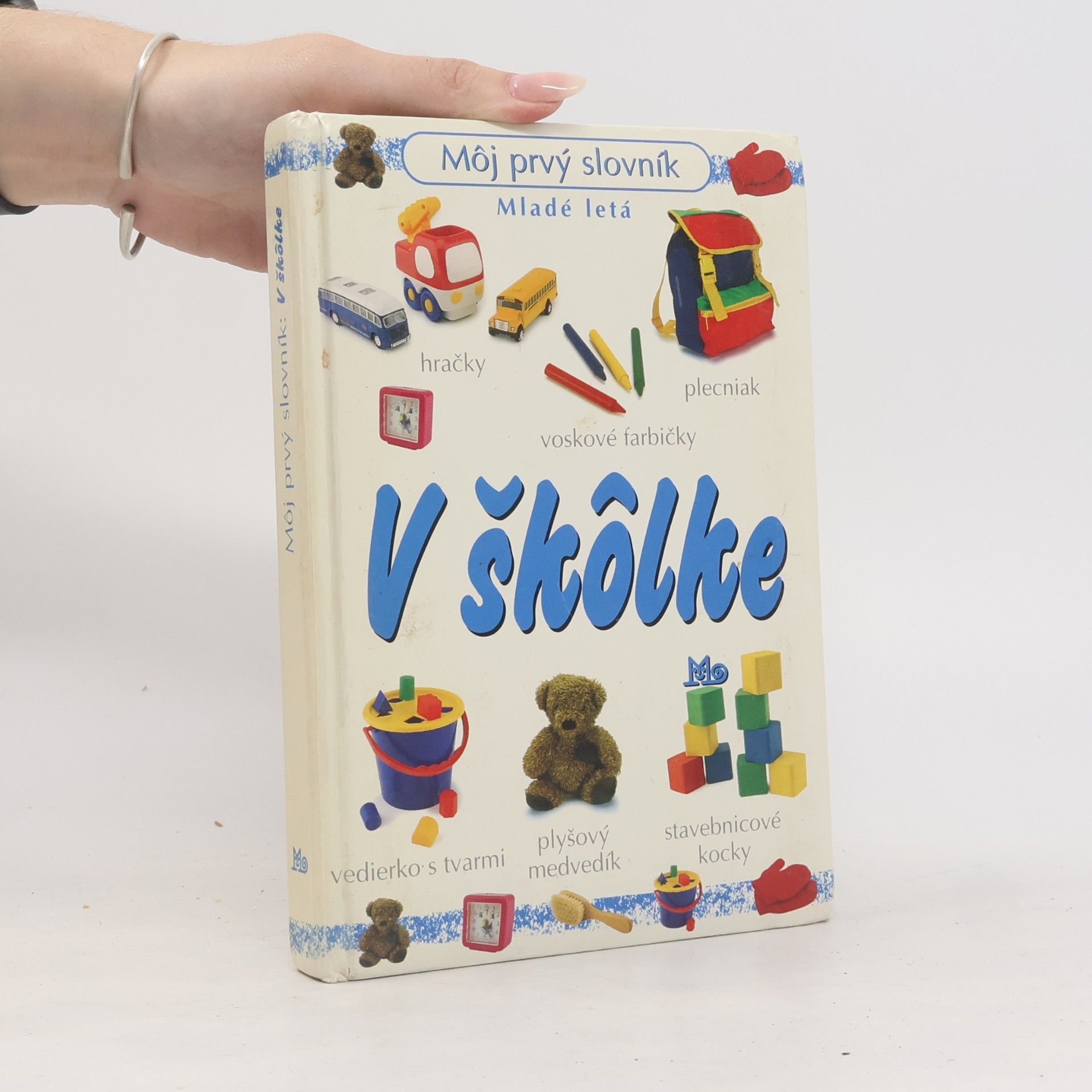 Collectif d'auteurs V škôlke
